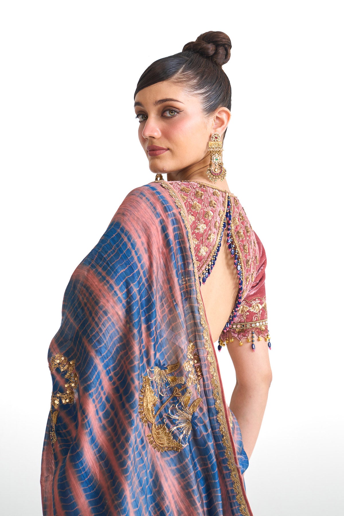 Genda phool Open saree set