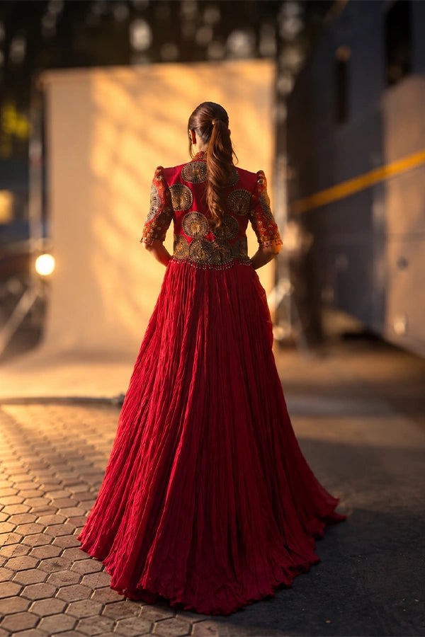 Genelia D'Souza in Mor pankh crop blazer & skirt set