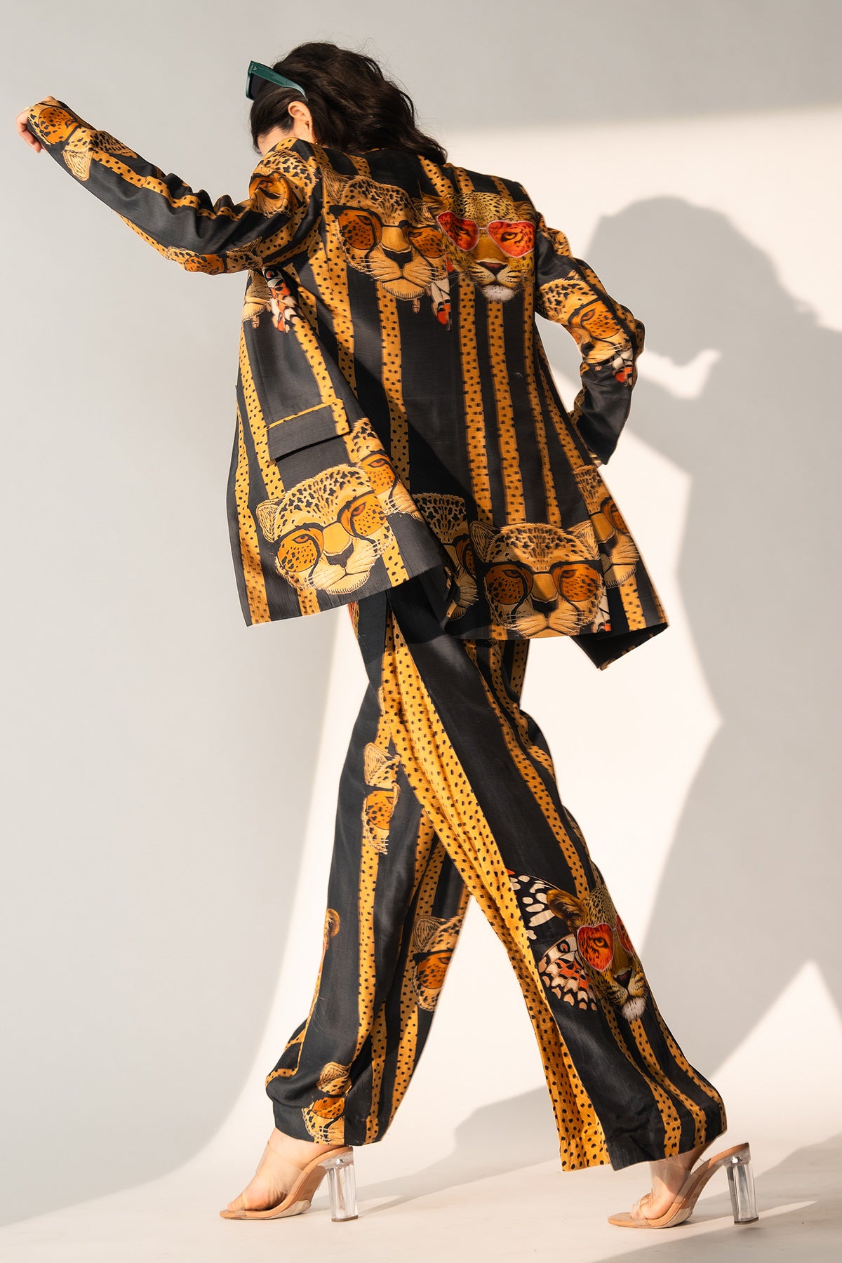 PLEATED PANTS WITH SIDE DETAILS
