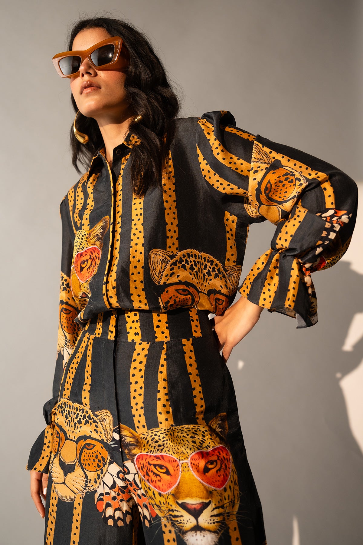 PUFF SLEEVE SHIRT
