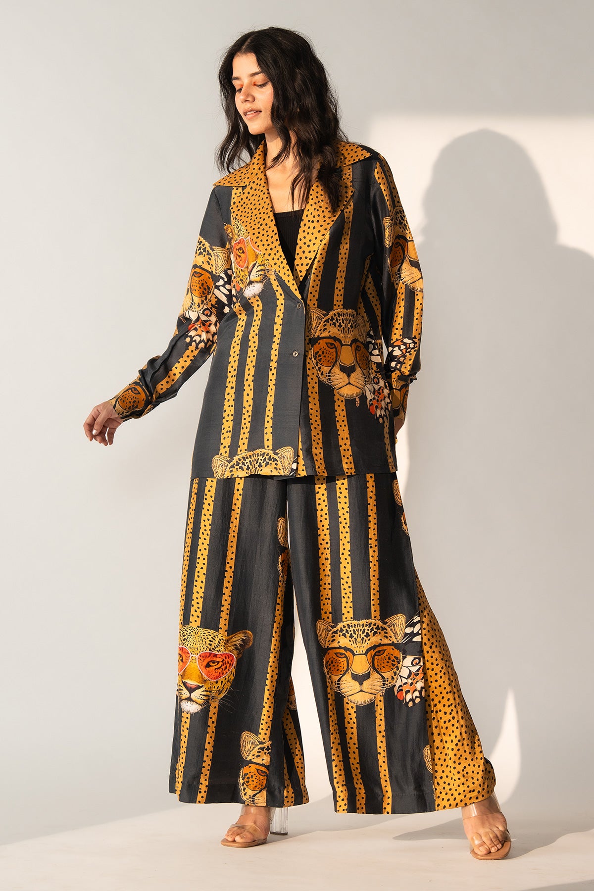 PLEATED PANTS WITH SIDE DETAILS