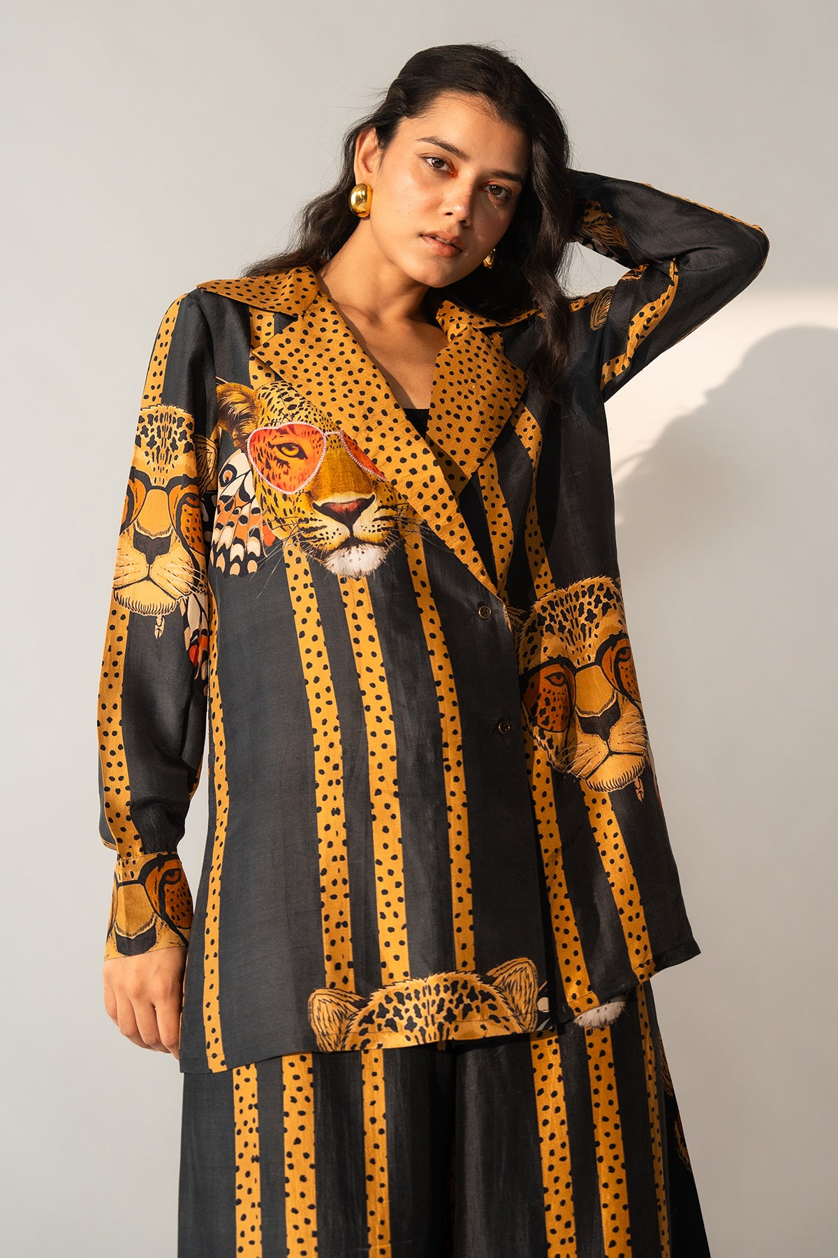 WRAP TUXEDO TOP