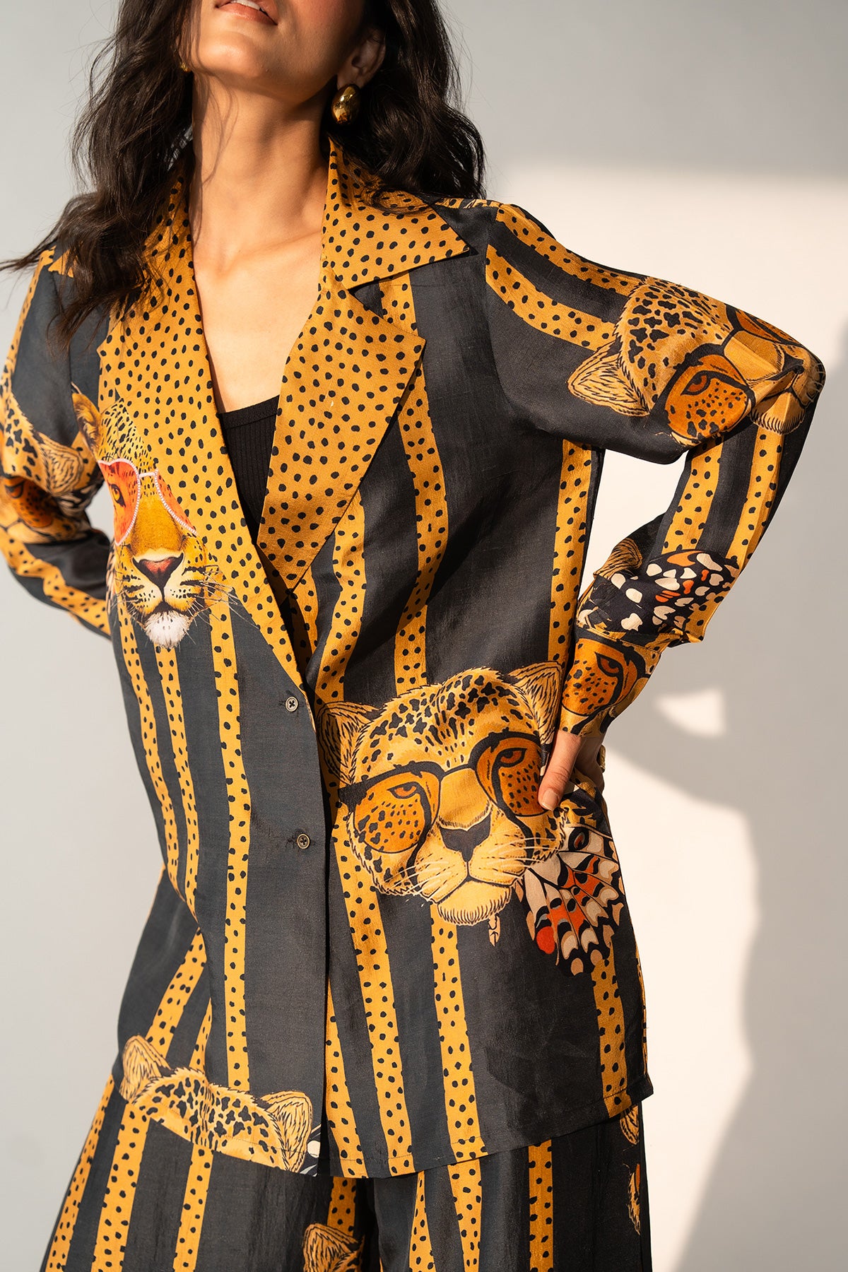 WRAP TUXEDO TOP