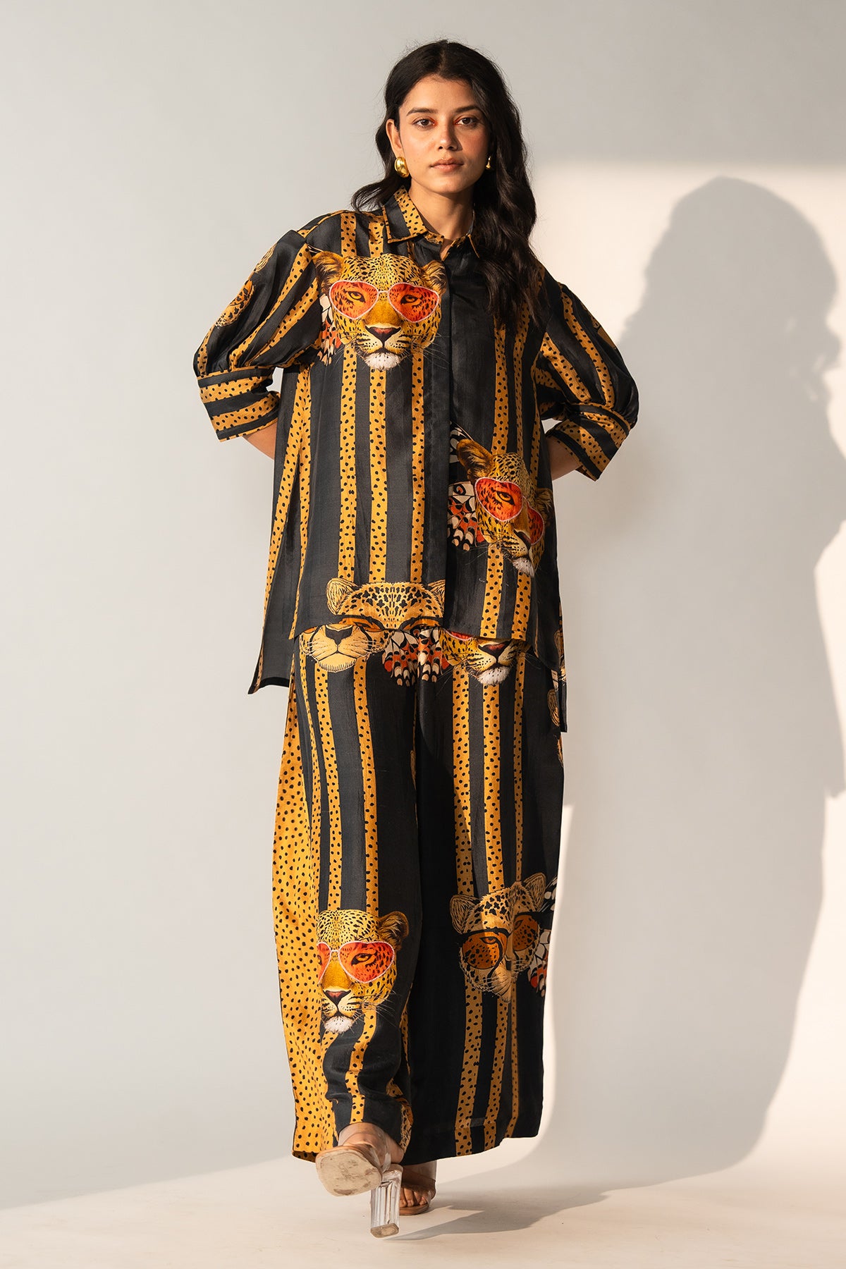 BOX SHIRT WITH PLEATED DETAILS