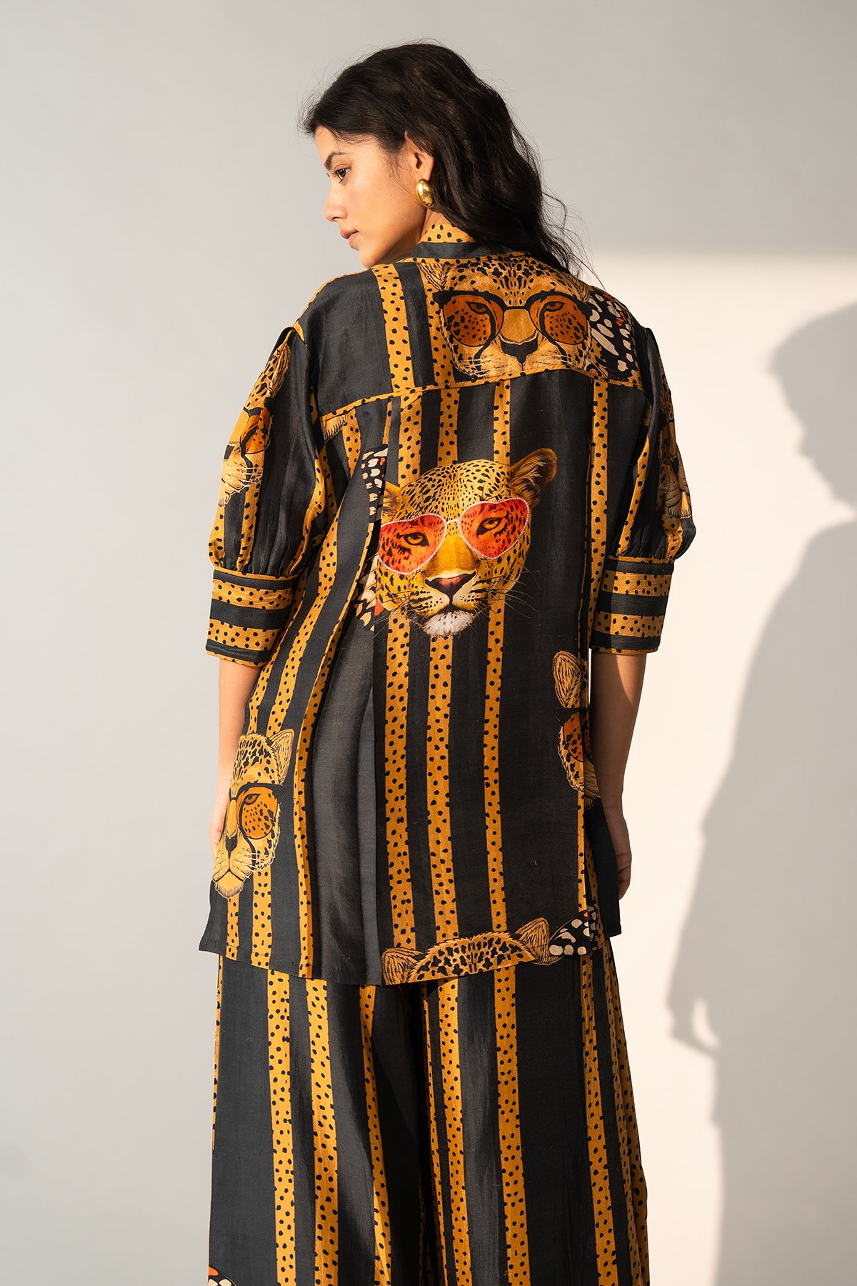 BOX SHIRT WITH PLEATED DETAILS