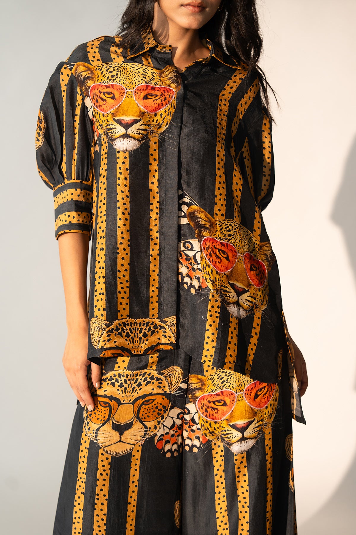 BOX SHIRT WITH PLEATED DETAILS