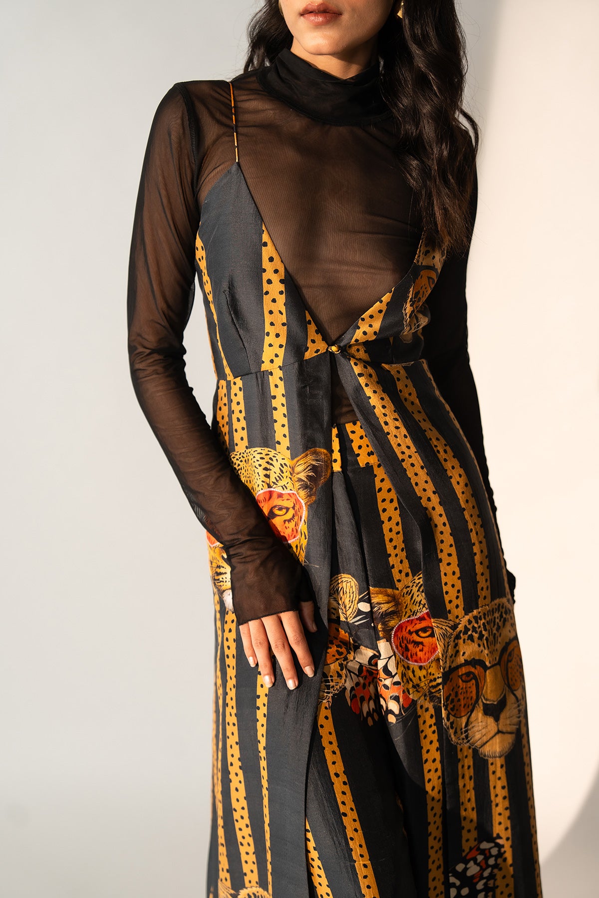 V NECK MAXI TOP