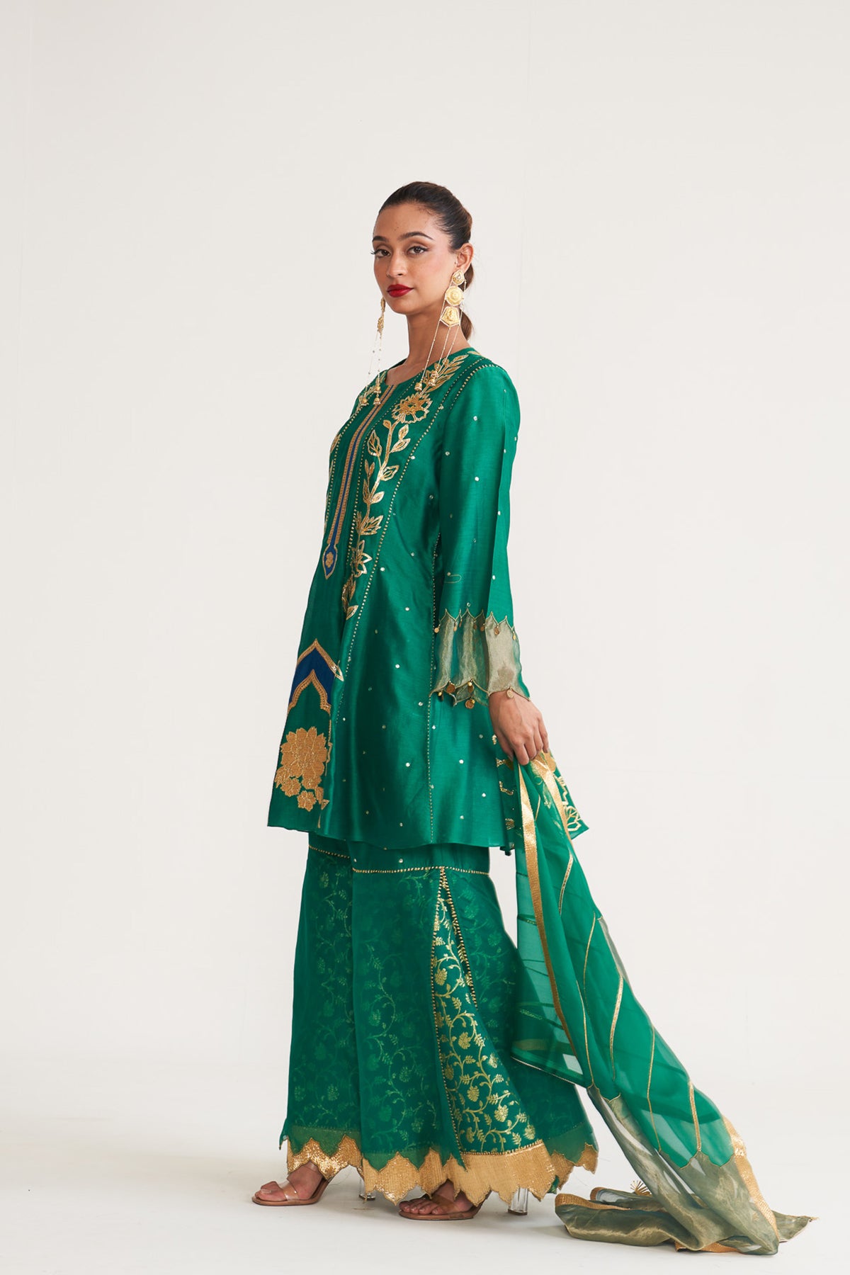 Gota kalidar sharara set