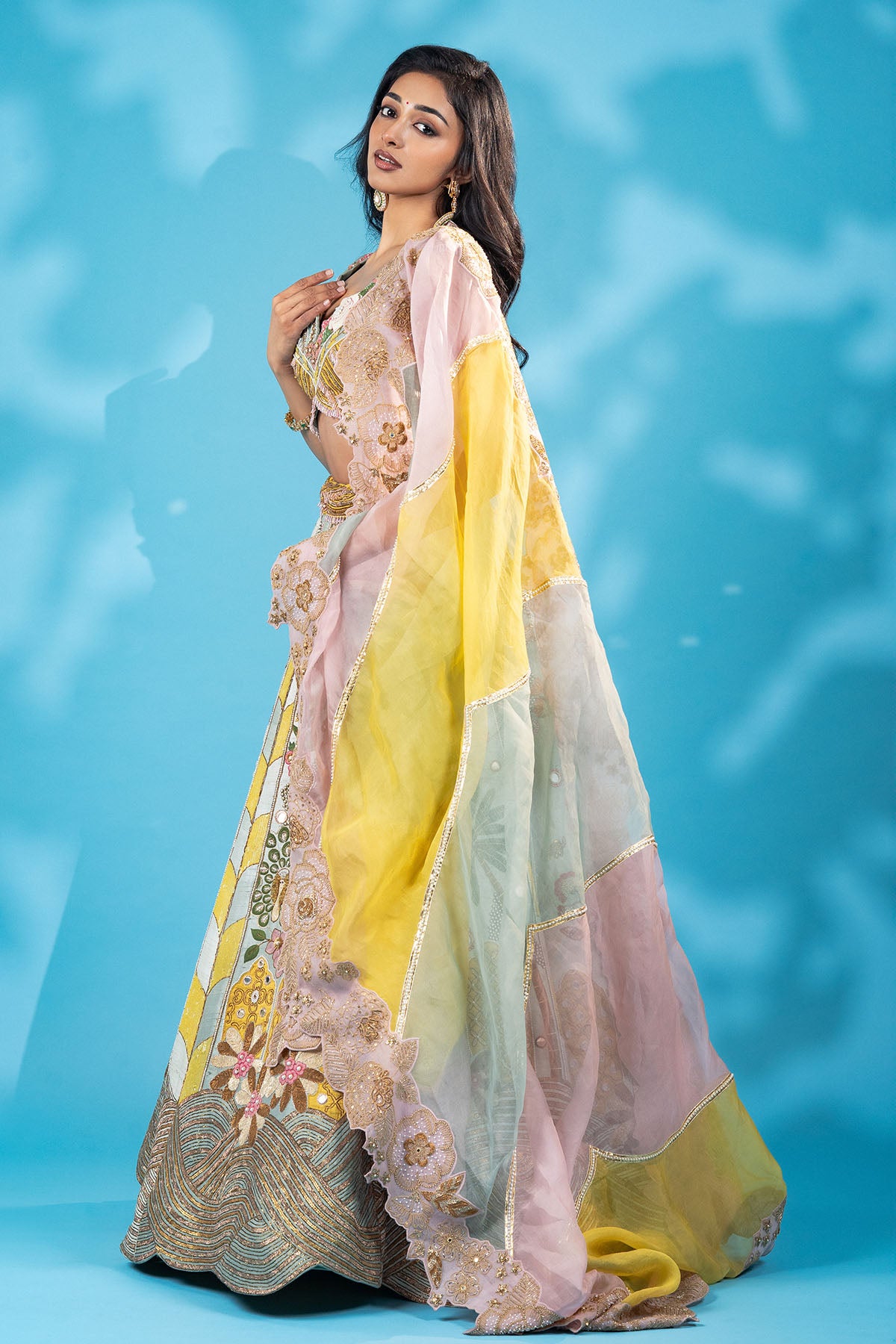 Preity mukhundhan in Gold wave summer lehenga