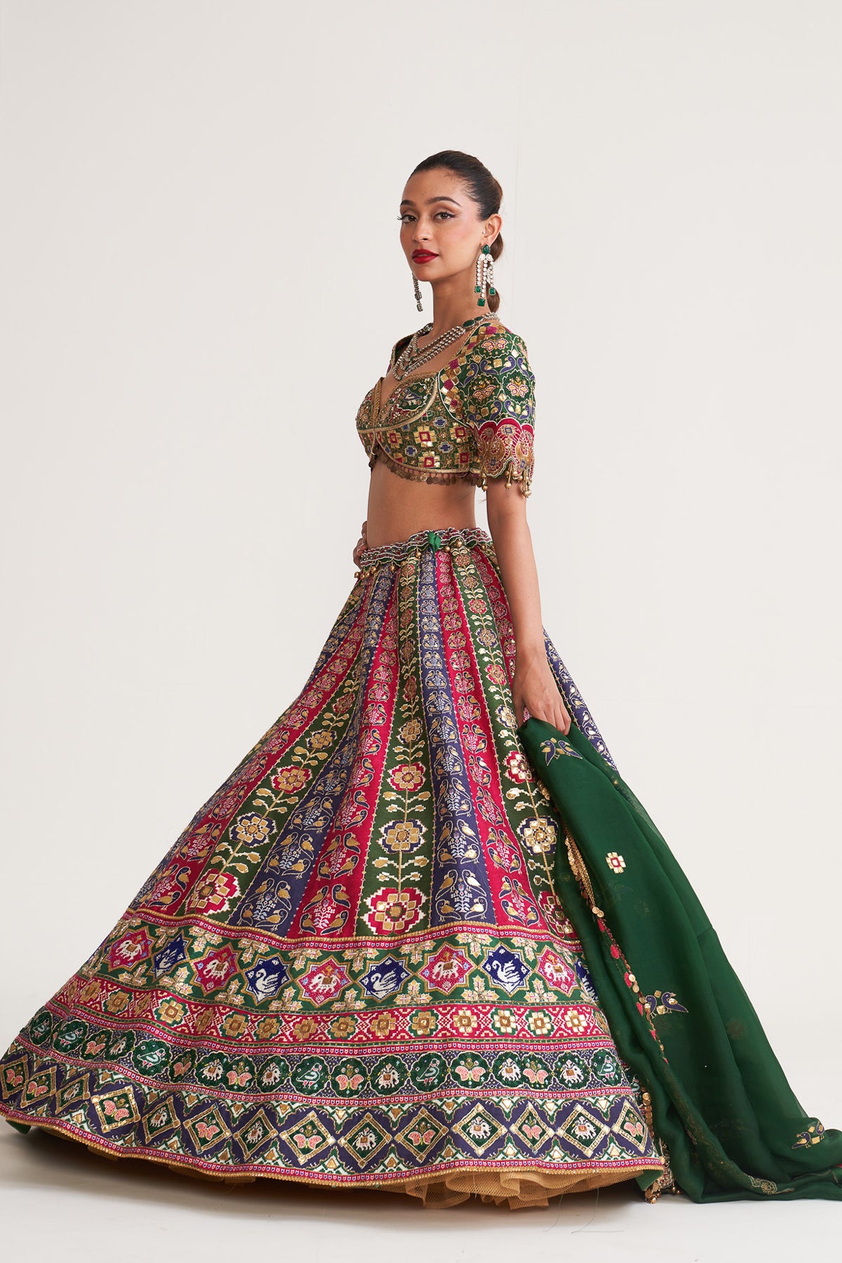 Rajsi Rang Patola lehanga