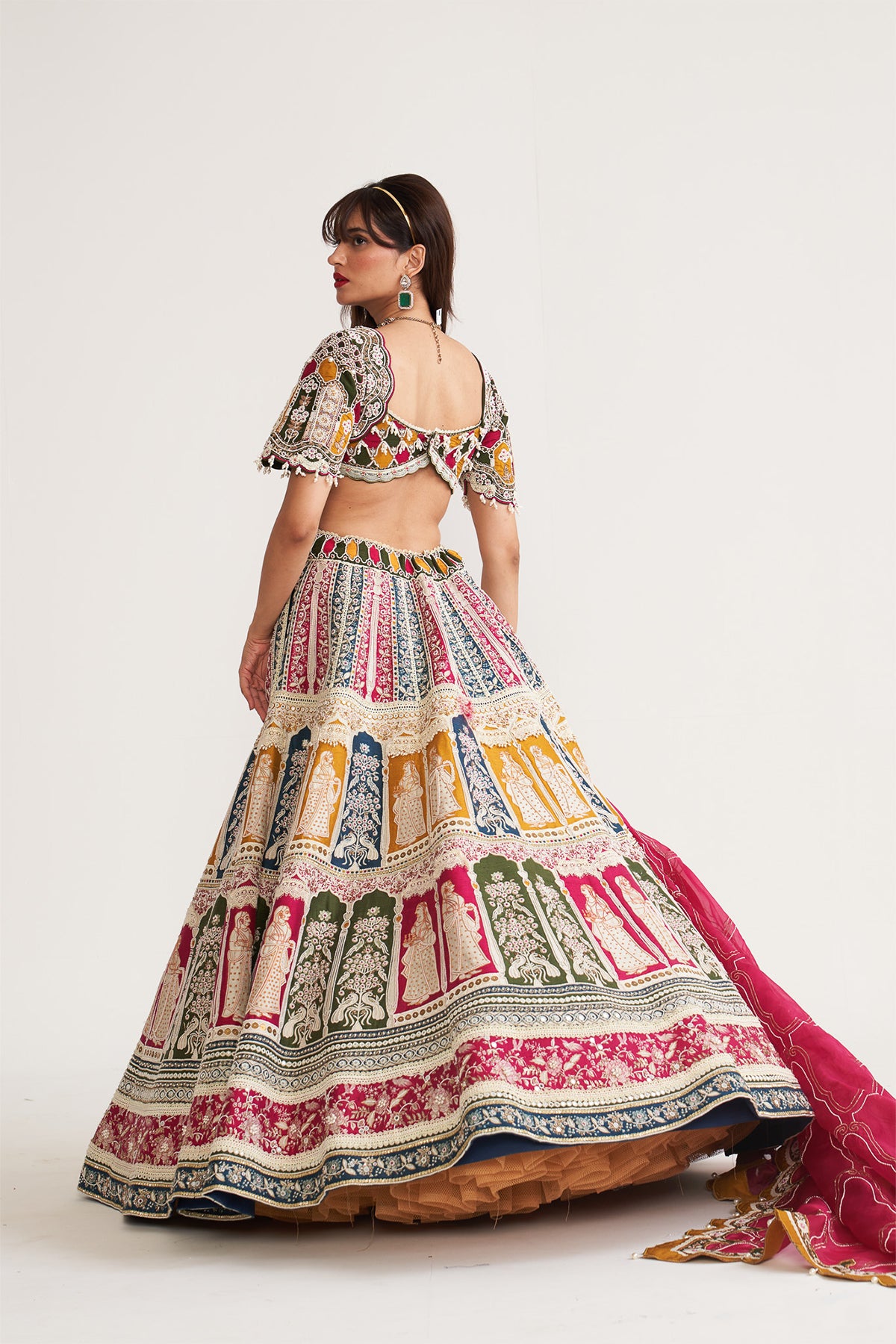 Rang-e-Parsi lehanga