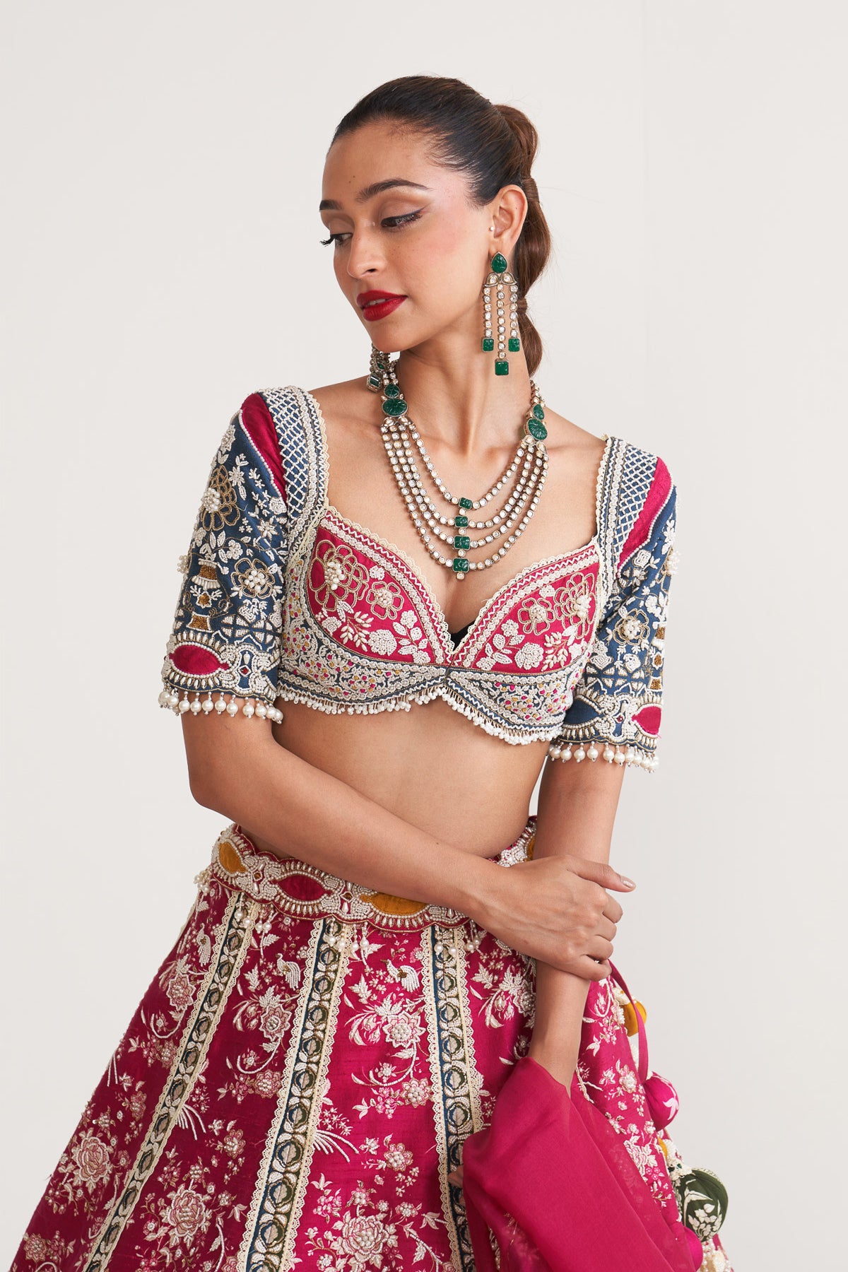 Meher Gulab parsi lehanga