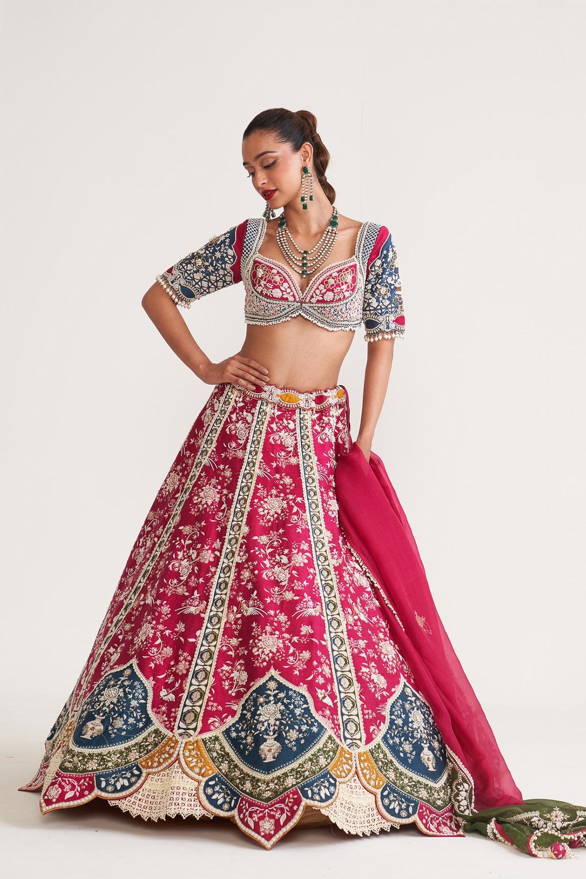 Meher Gulab parsi lehanga