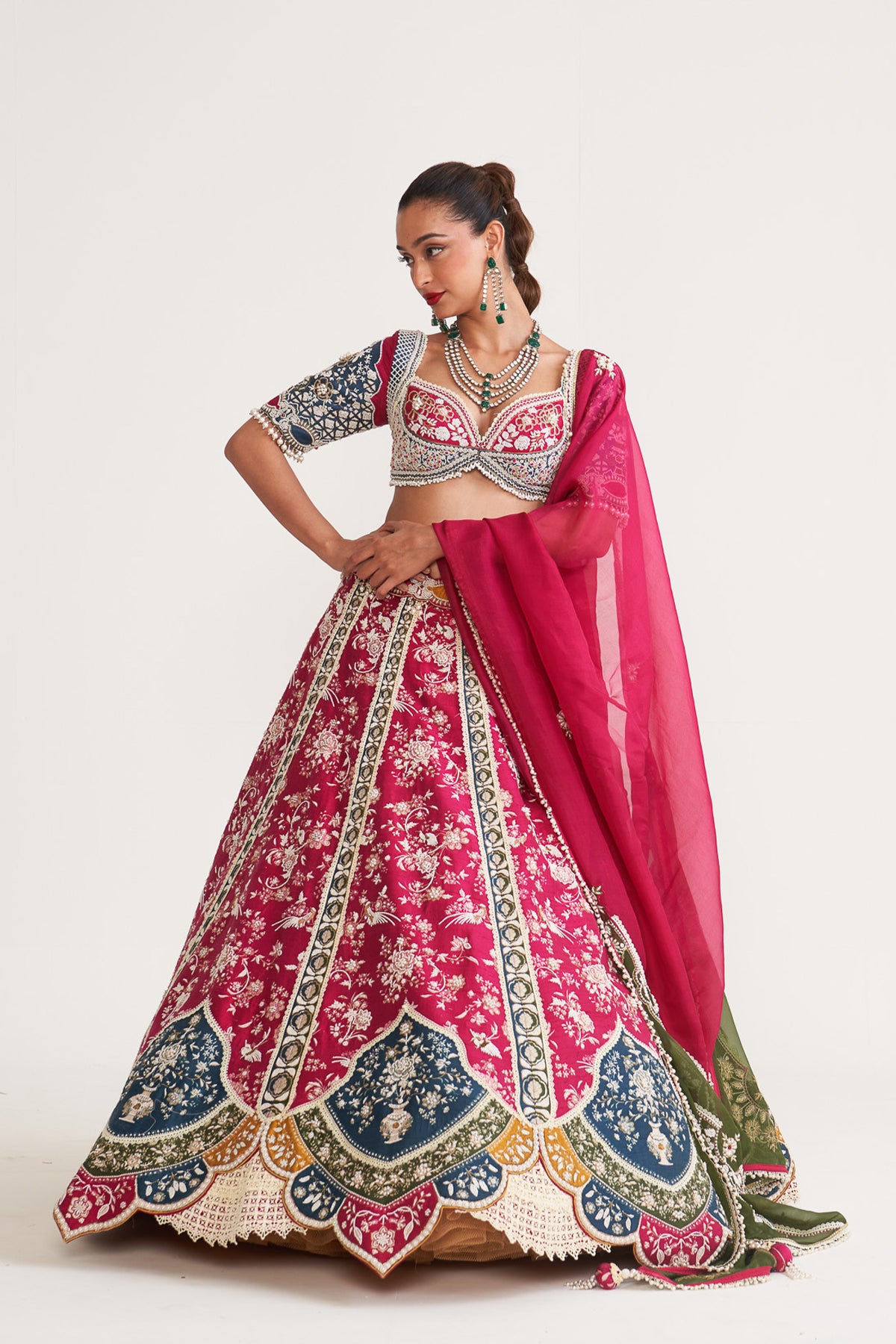 Meher Gulab parsi lehanga