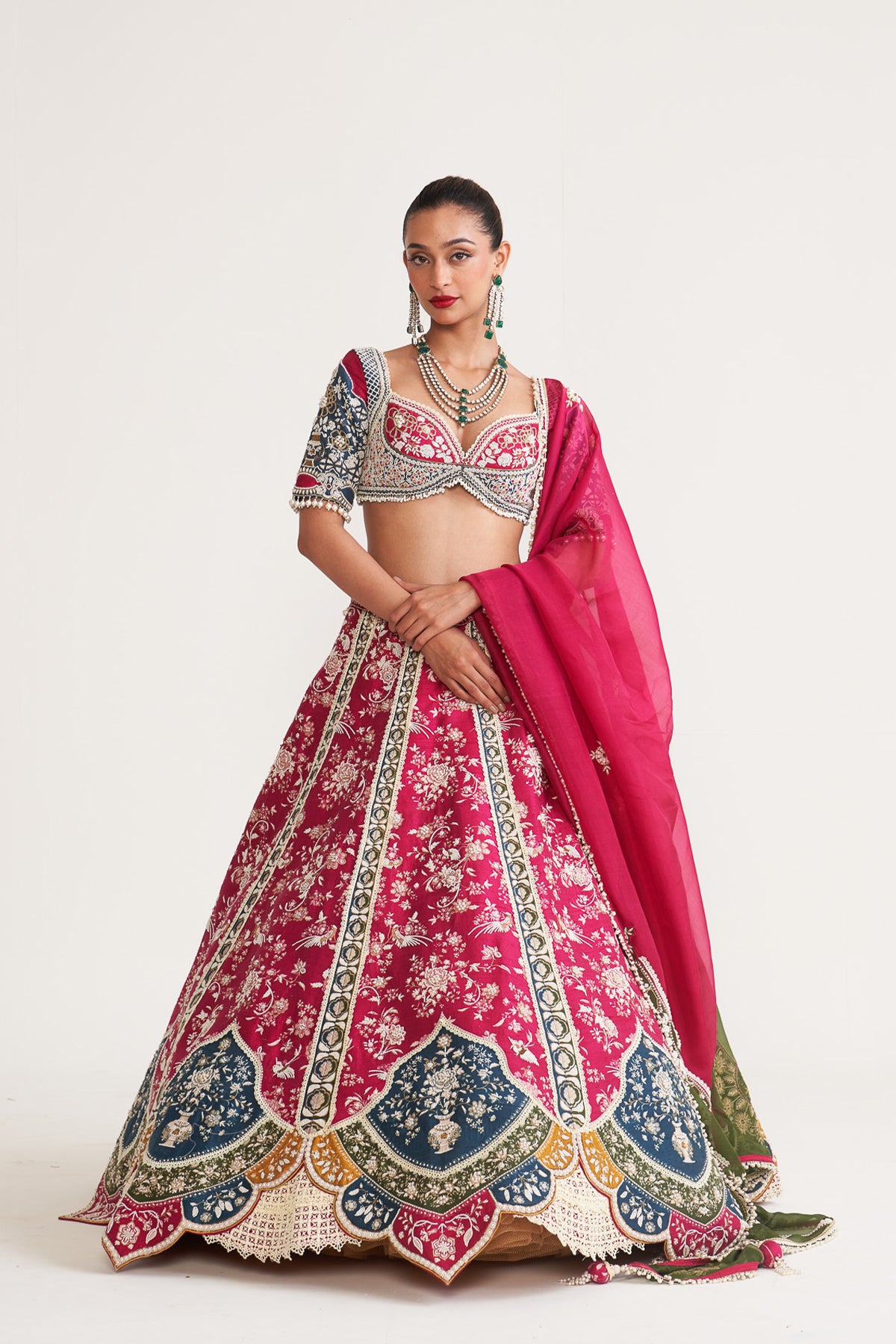 Meher Gulab parsi lehanga