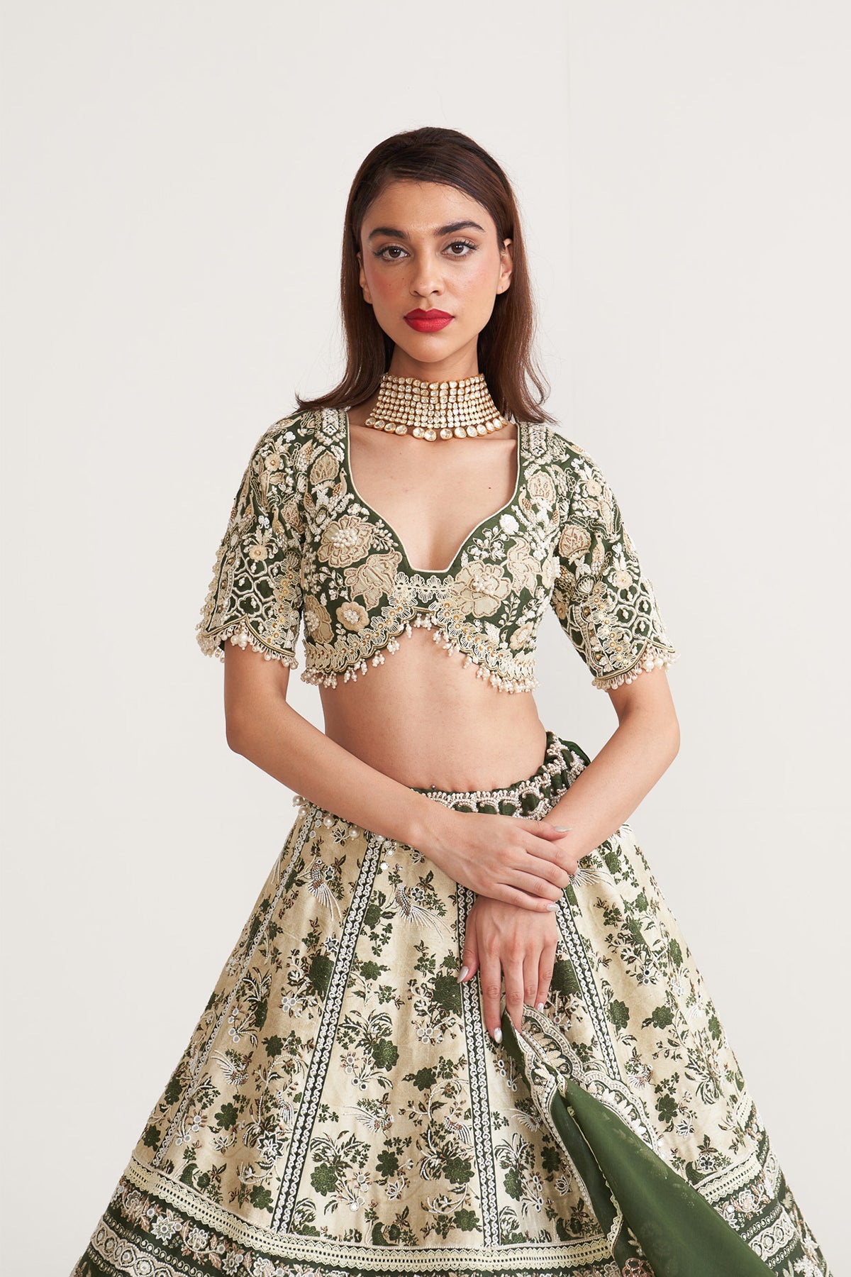 Bahar e gara parsi lehenga