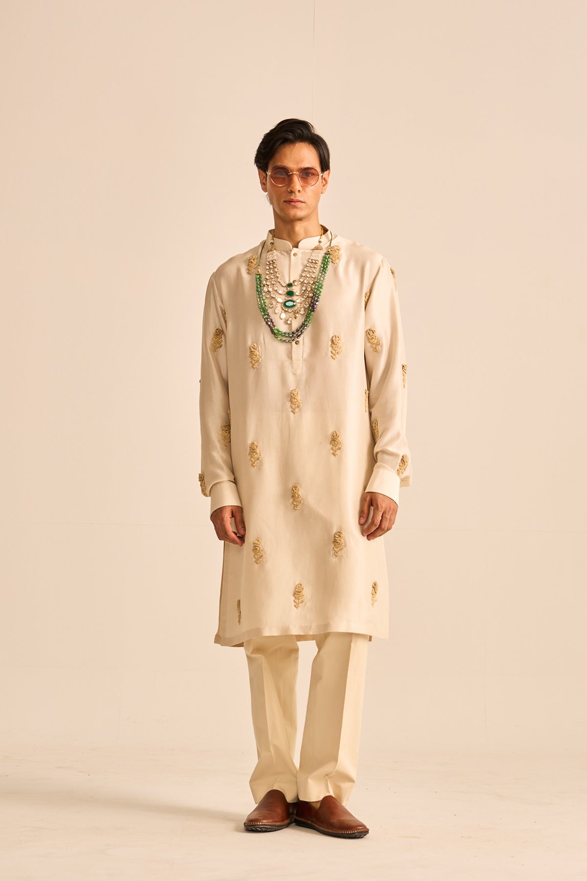 Rose embellished kurta