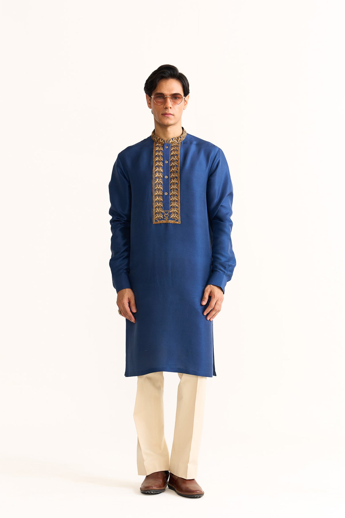 Parrot embroidered kurta