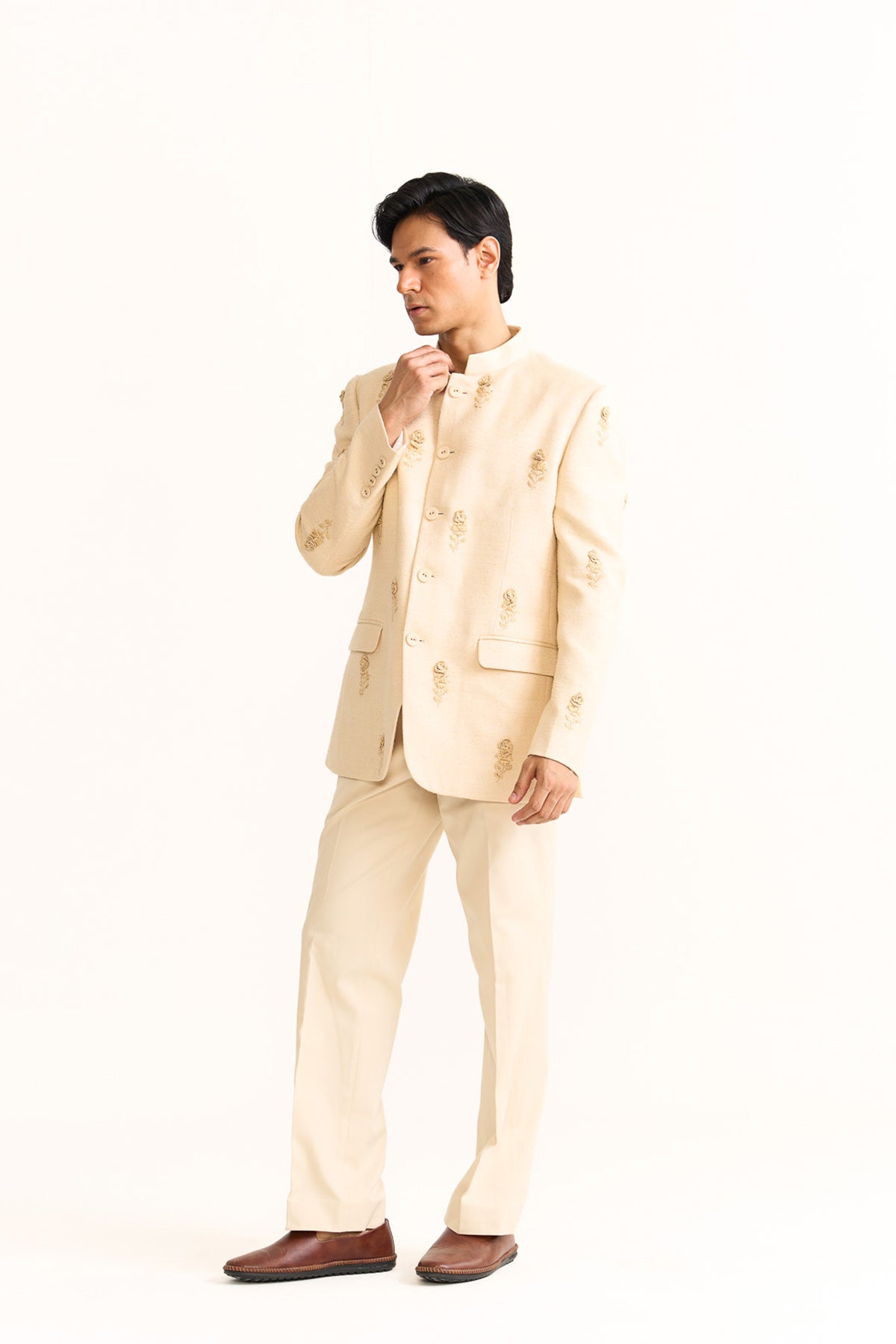 Rose embellished ivory bandhgala