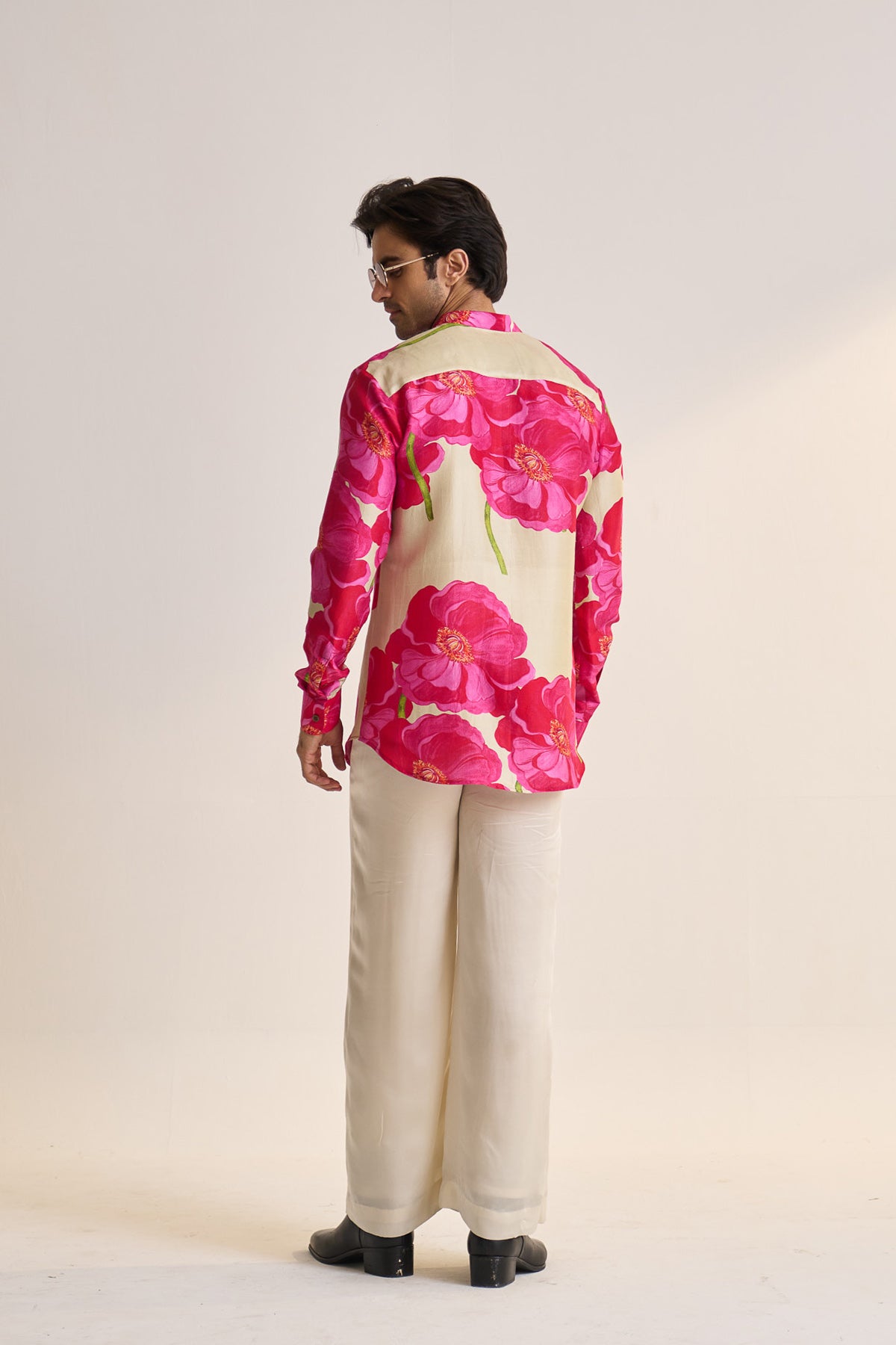 Multifloral pink shirt