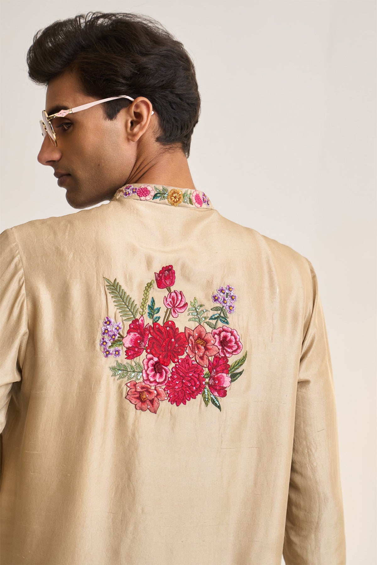 Multifloral embellished kurta