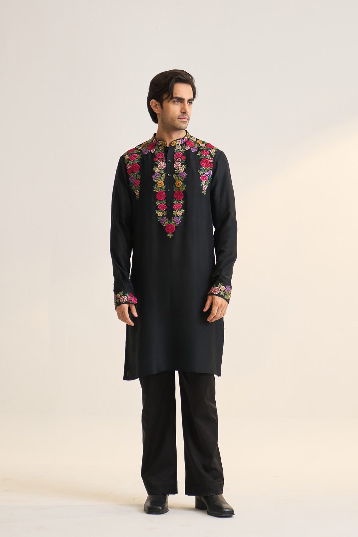 Multifloral embellished kurta