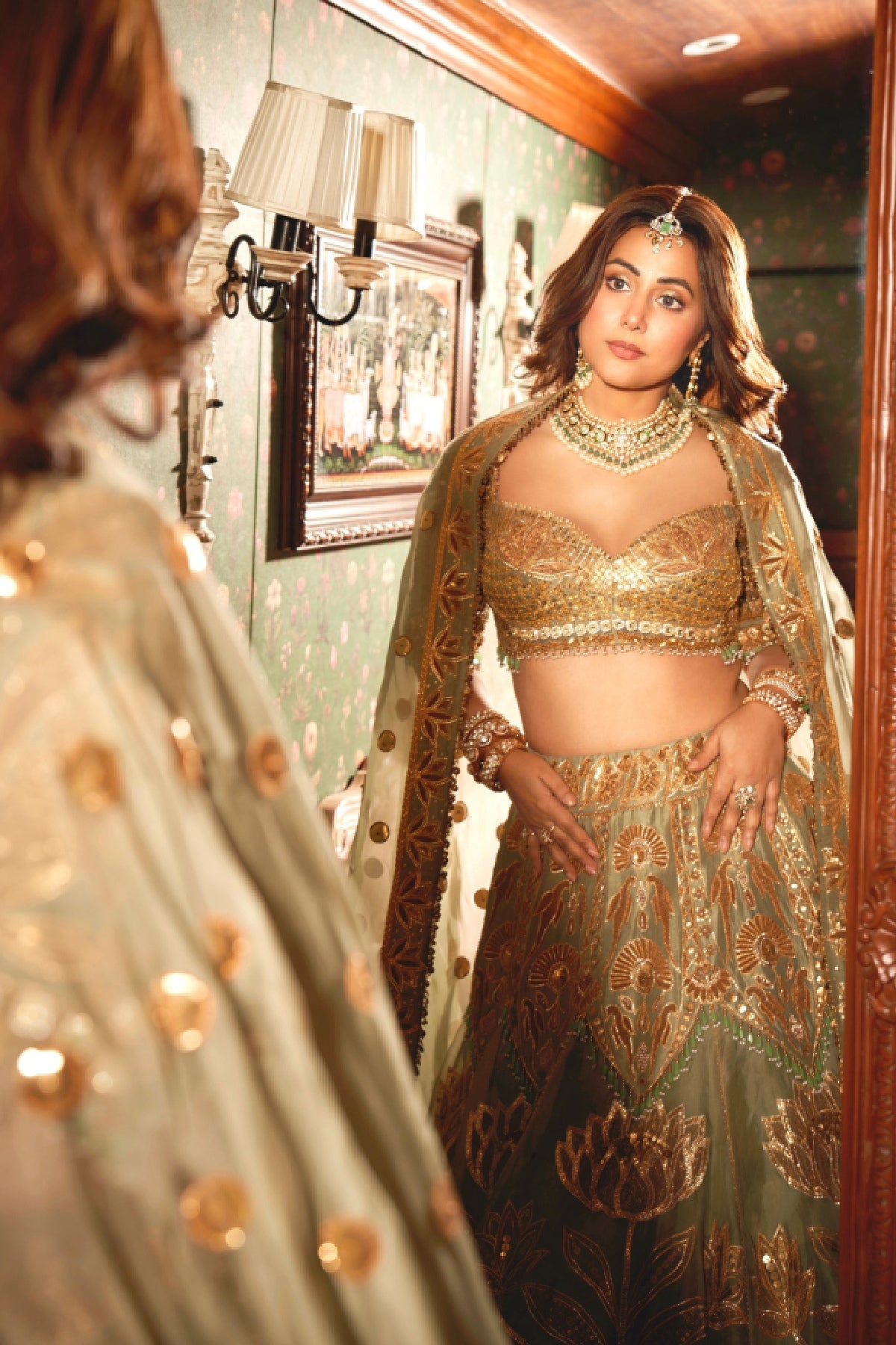Hina khan in treasure organza lehenga- Green