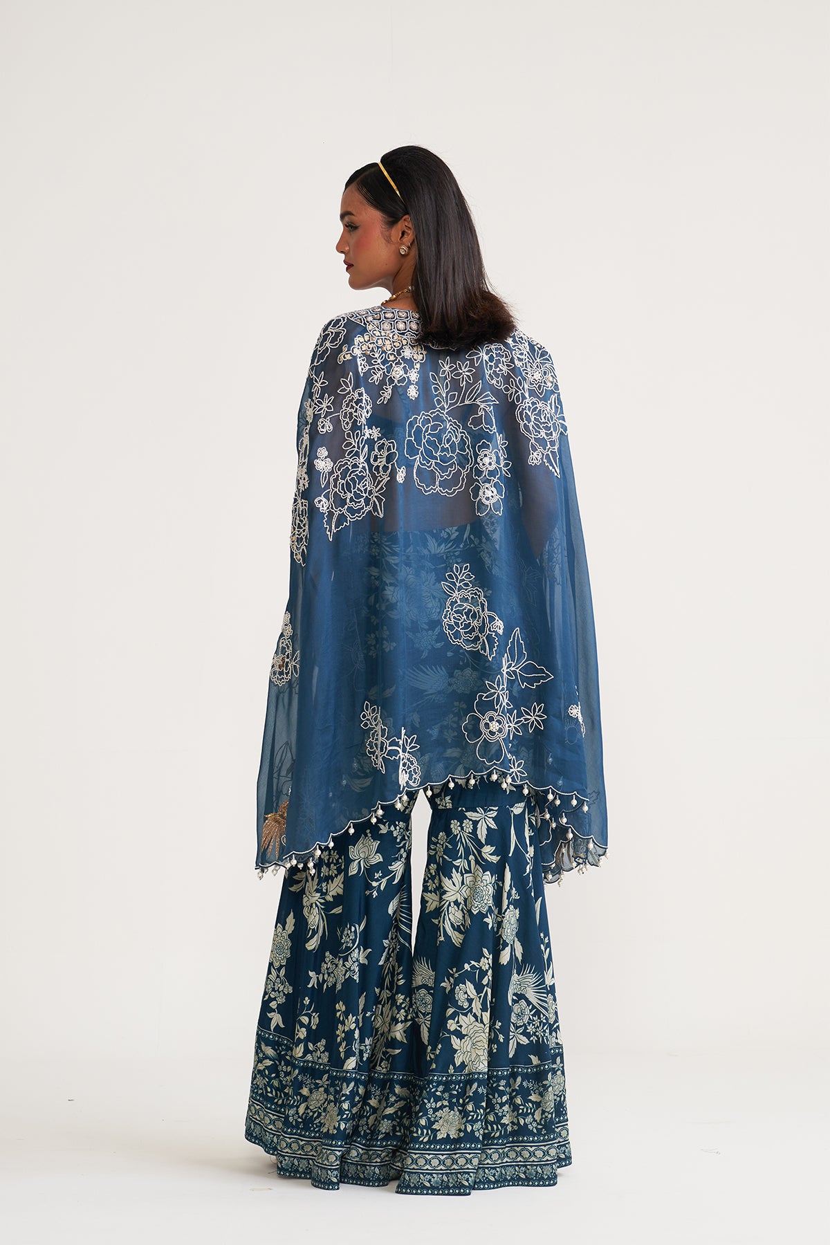 Parsi jaal cape and garara set