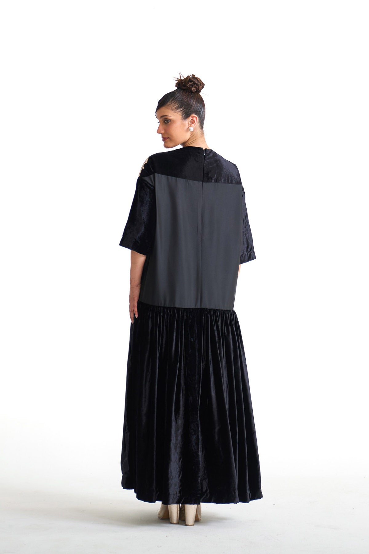 Pearl lily long antifit dress