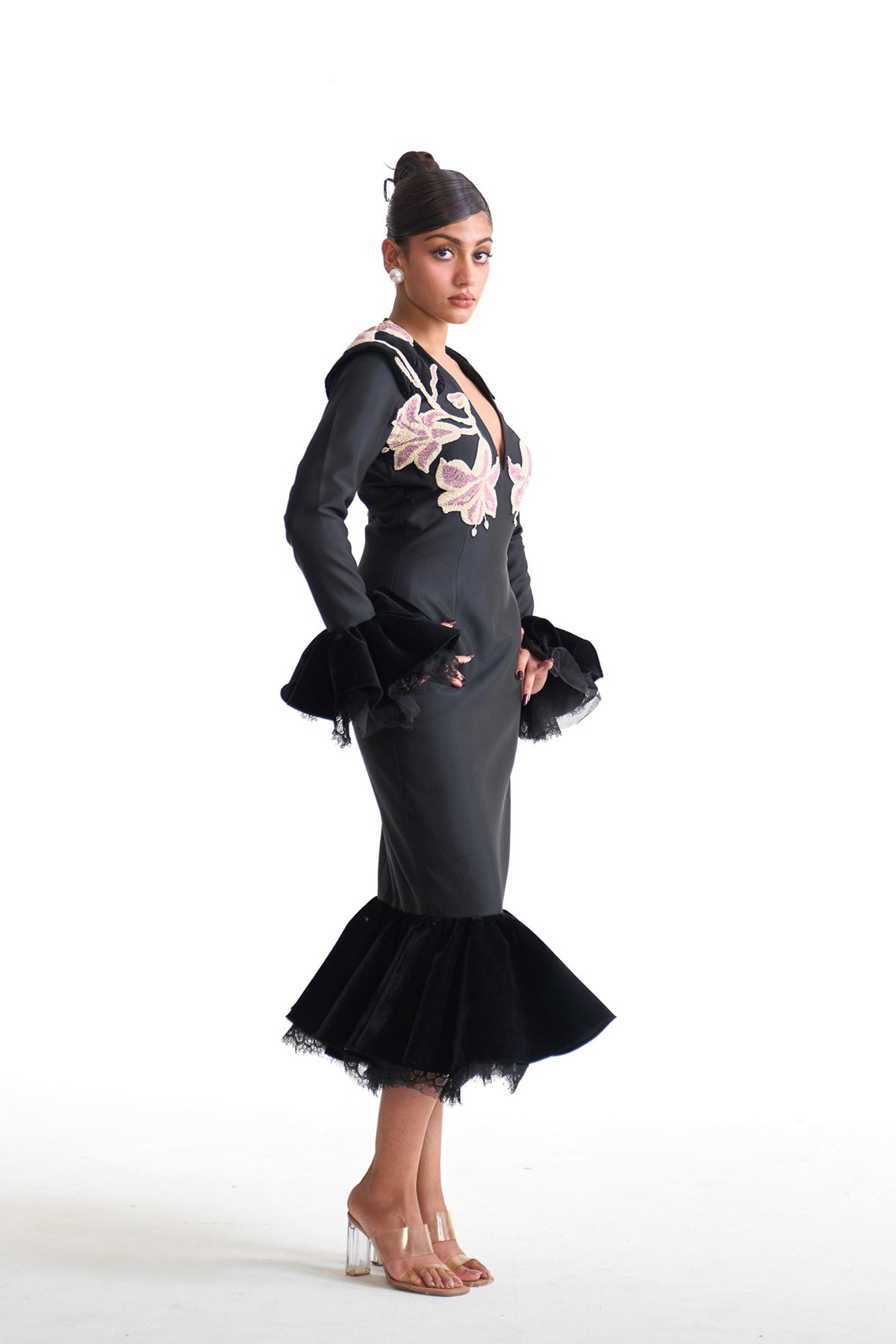 Pearl lily bodycon fish cut dress