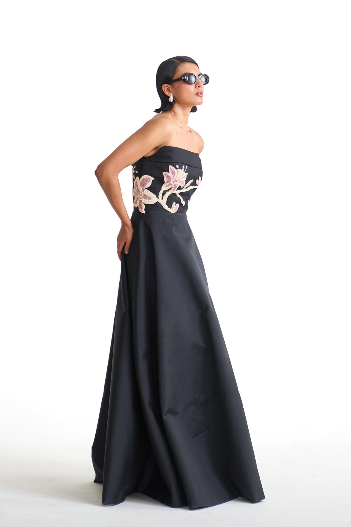 Pearl lily tube evening gown