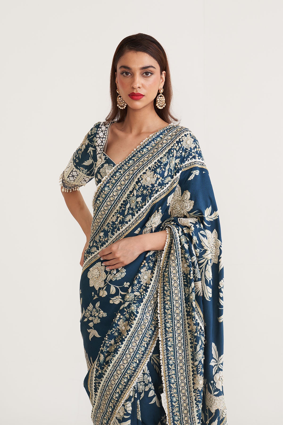 Aasmani noor parsi saree