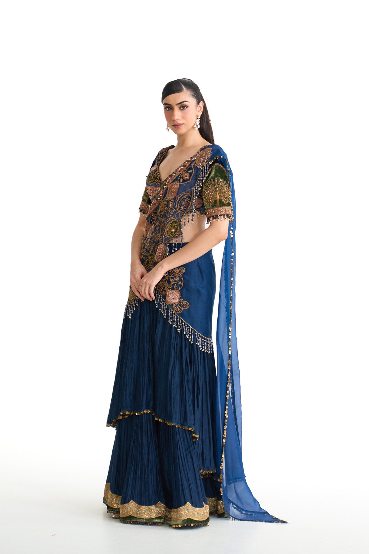 Royal vintage crinckle saree set