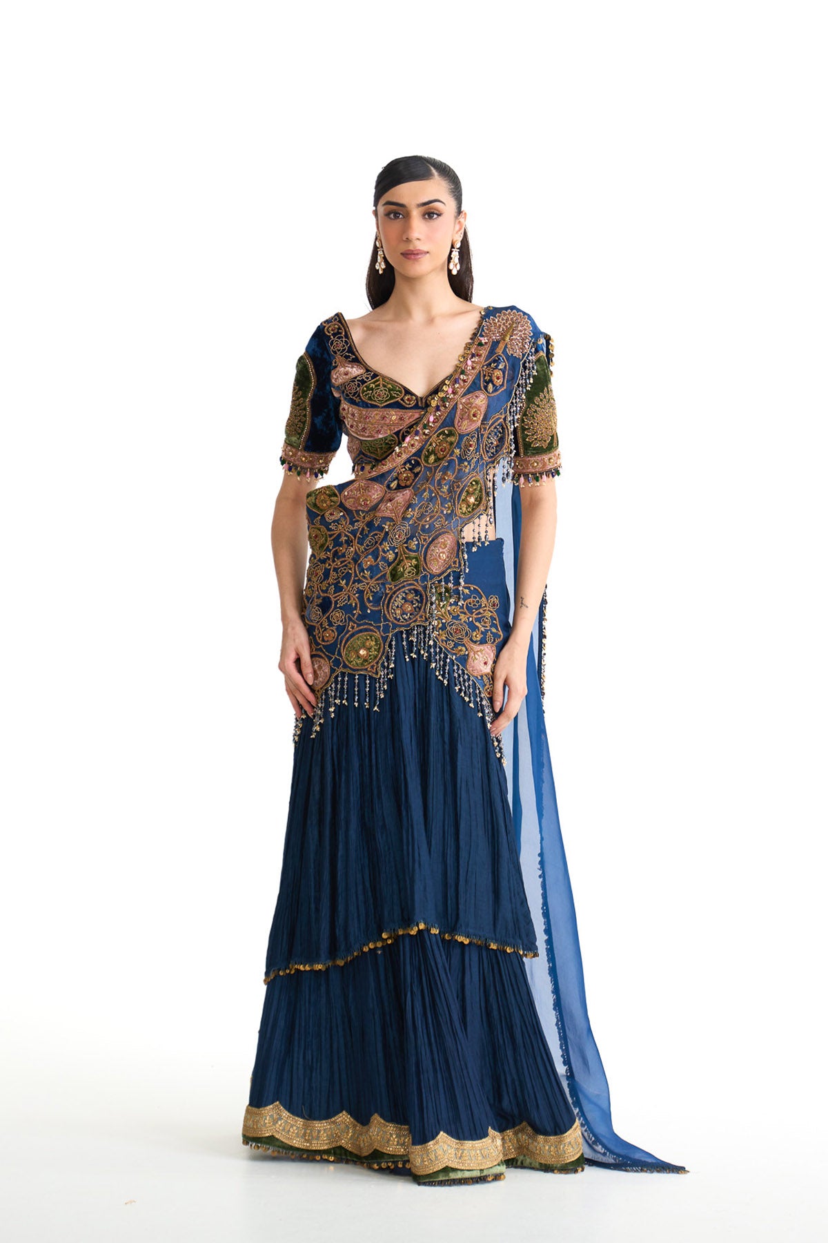 Royal vintage crinckle saree set