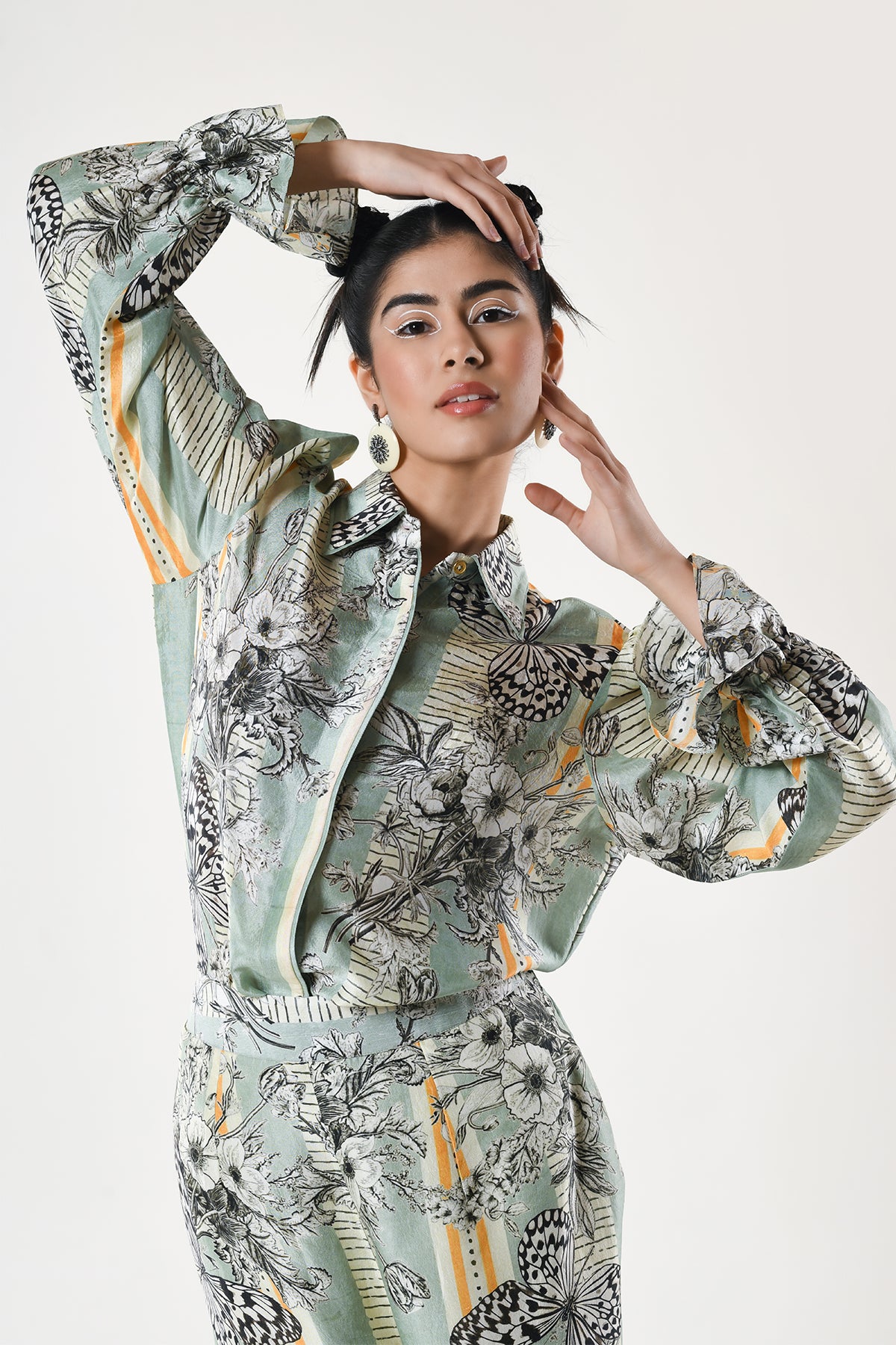 Puff Sleeves Shirt