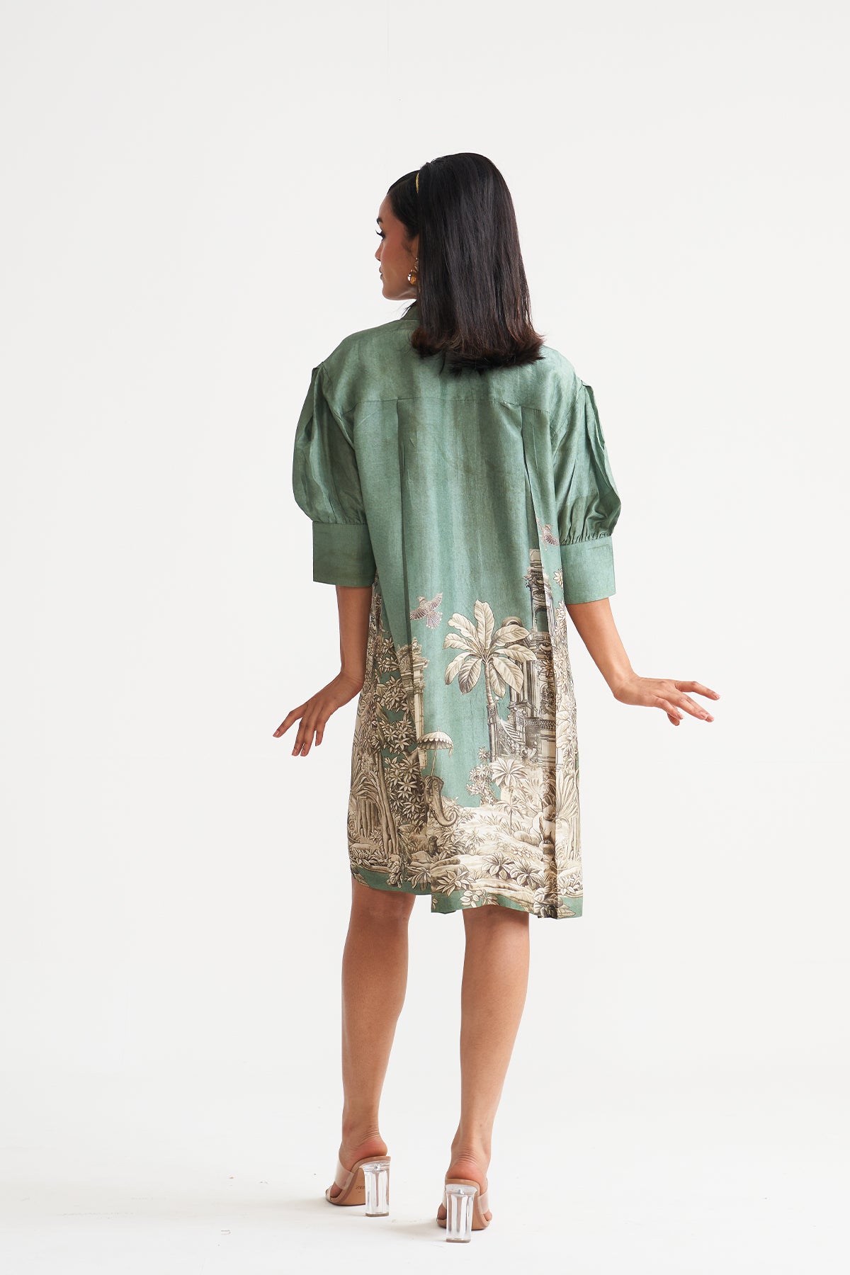 Box yoke pleated dress