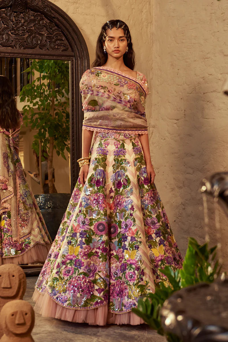 couture shop by collection kyaarii