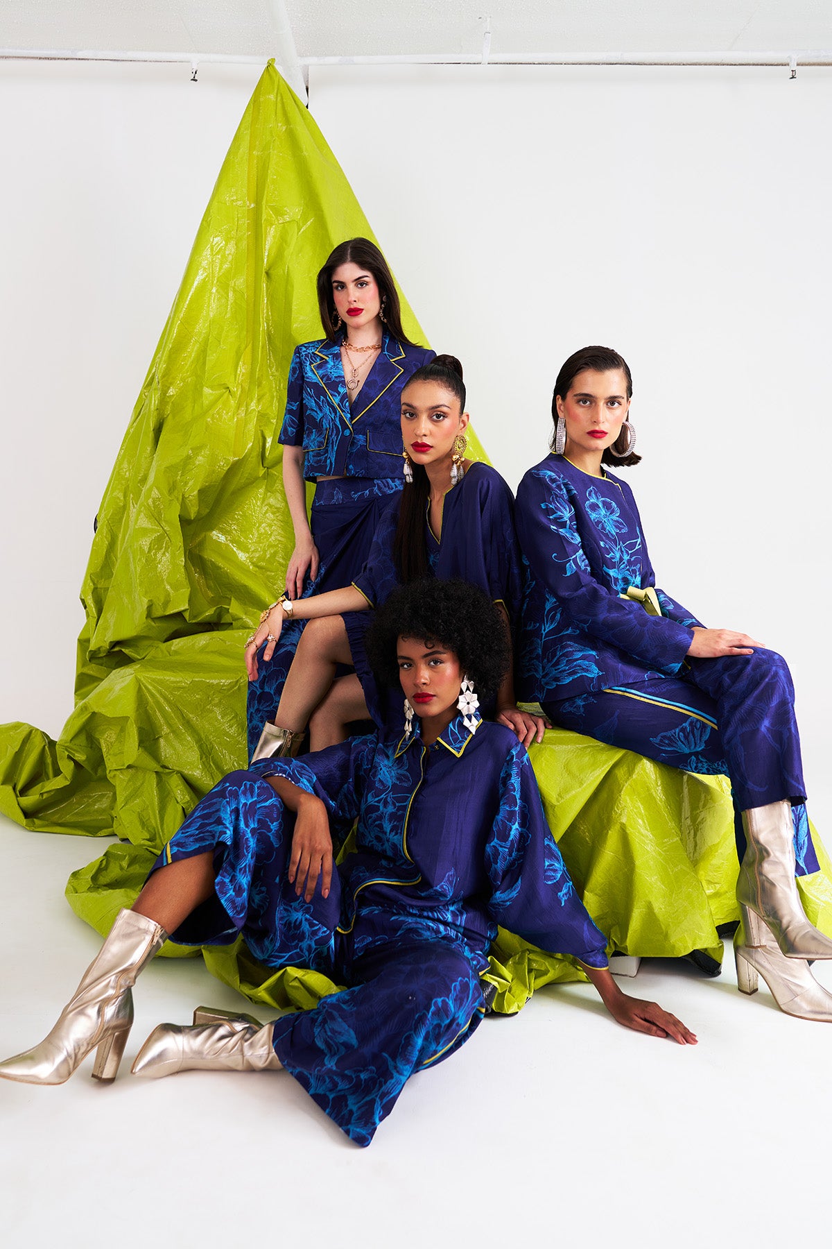 pret shop by print indigo floral aw24