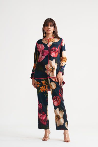 Wild rosette High low shirt