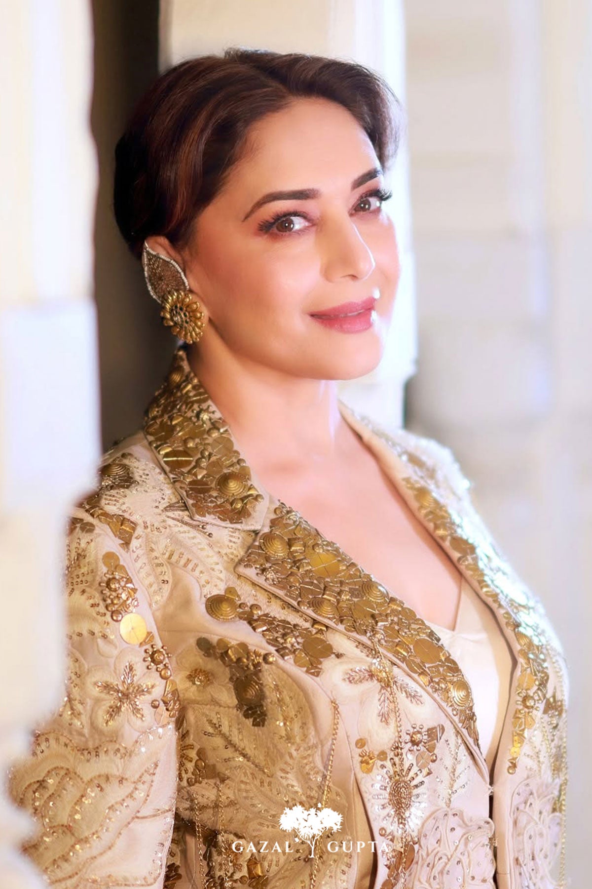 Madhuri dixit in Ivory vintage lily crop blazer set
