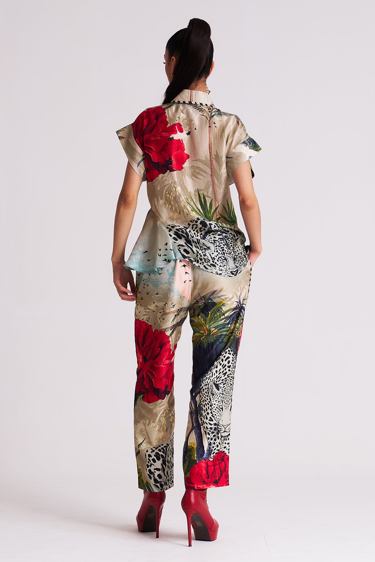 Narrow pants