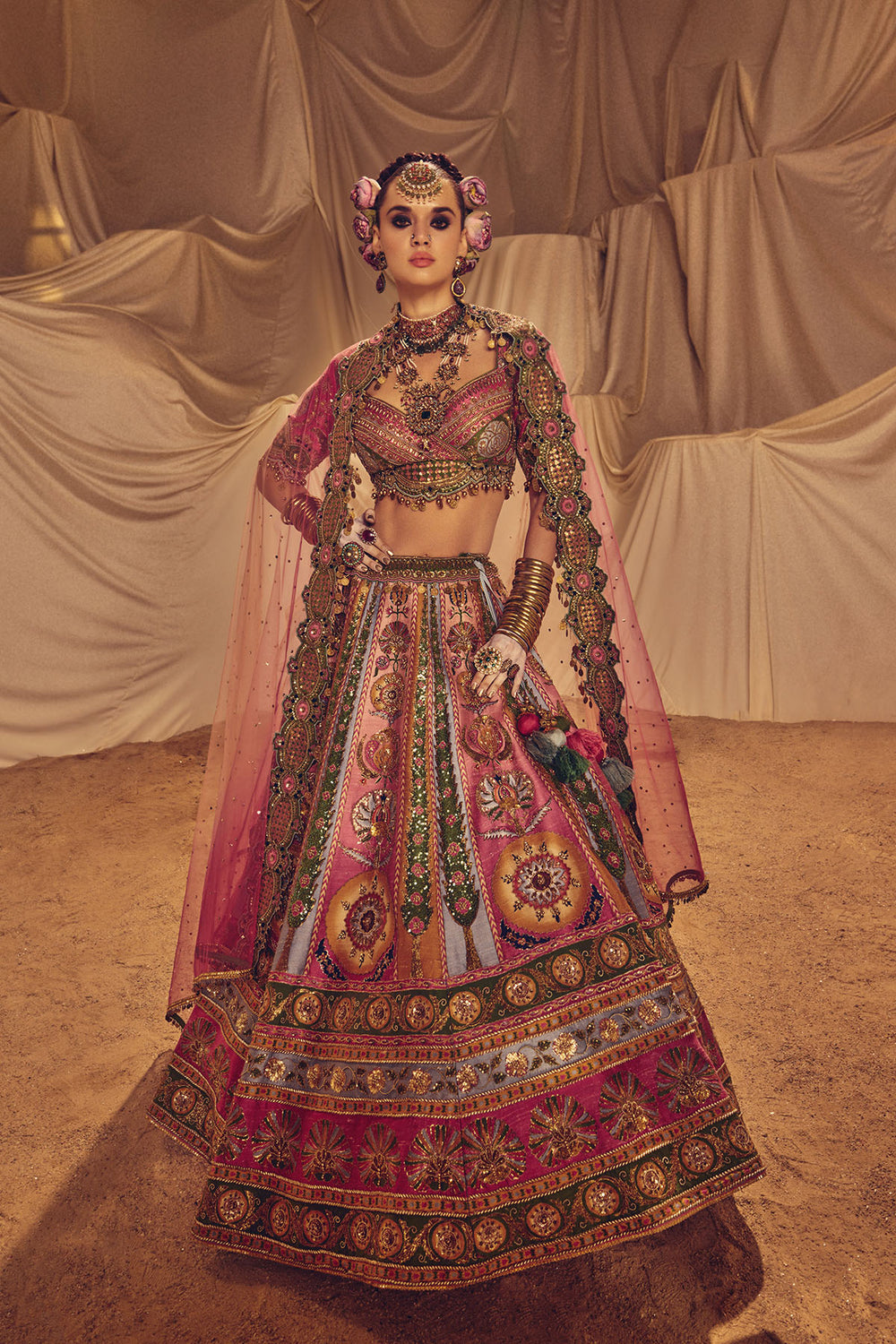 Suzani Mukunda lehanga main image 1