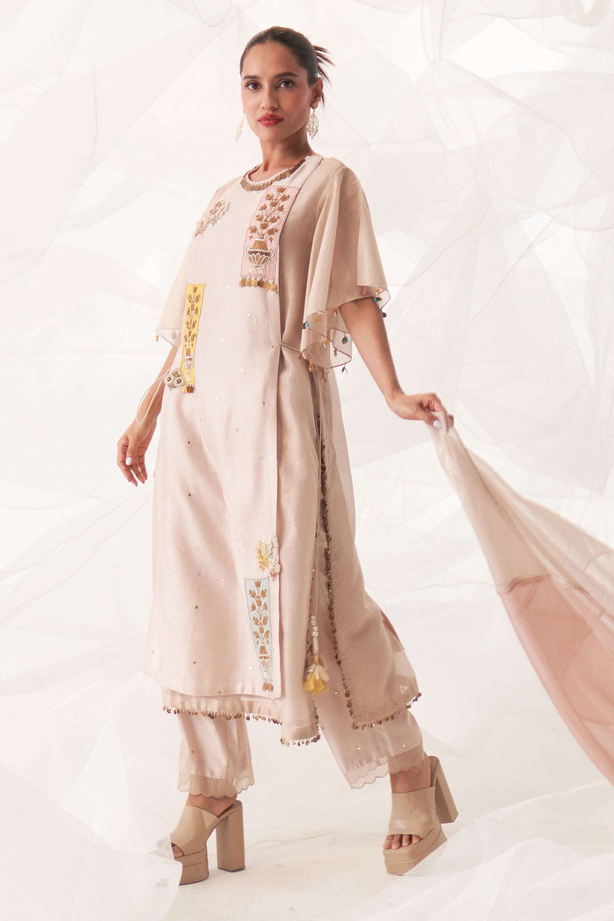 DORI KURTA SET