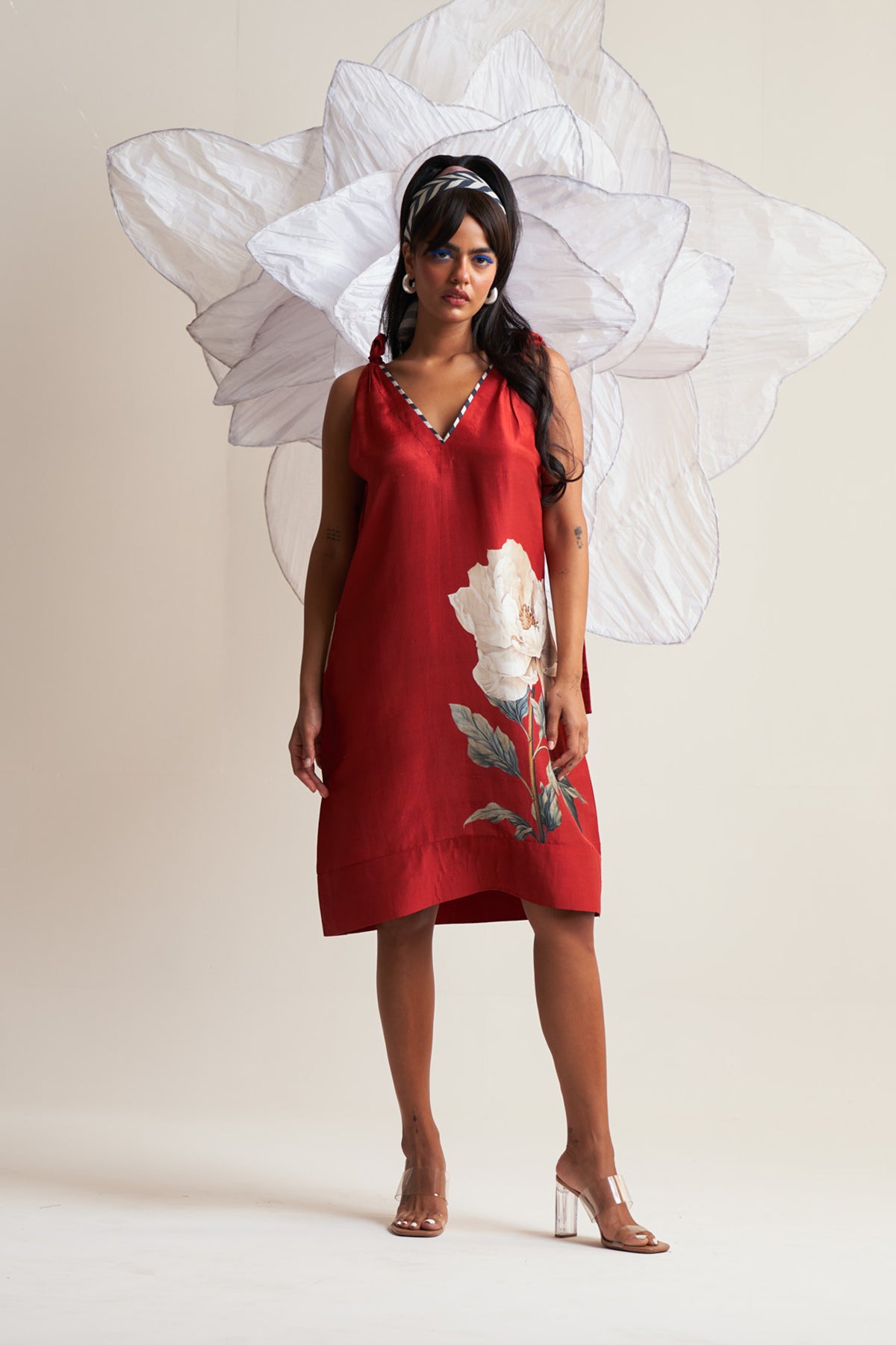V-Neck tie up dress