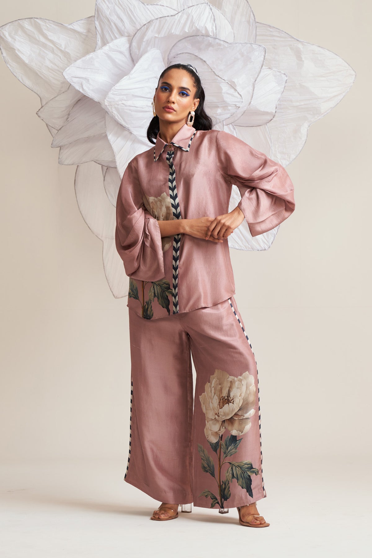 Shirt with sleeve details