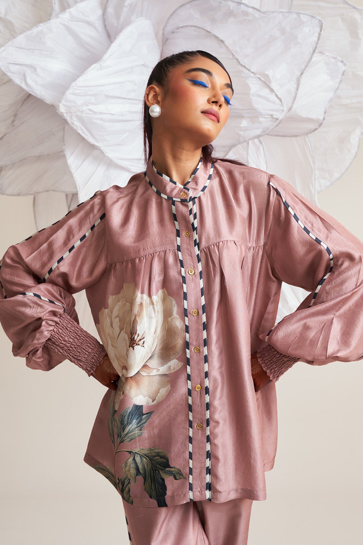 Gather cuff detail shirt