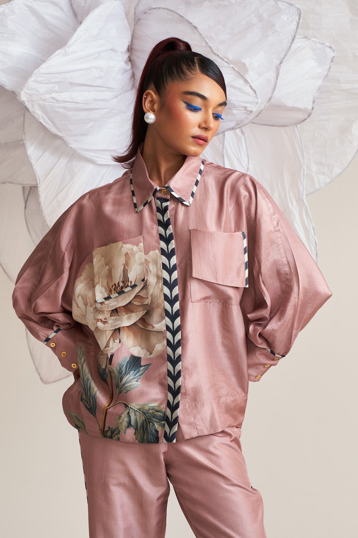 Patch pocket shirt