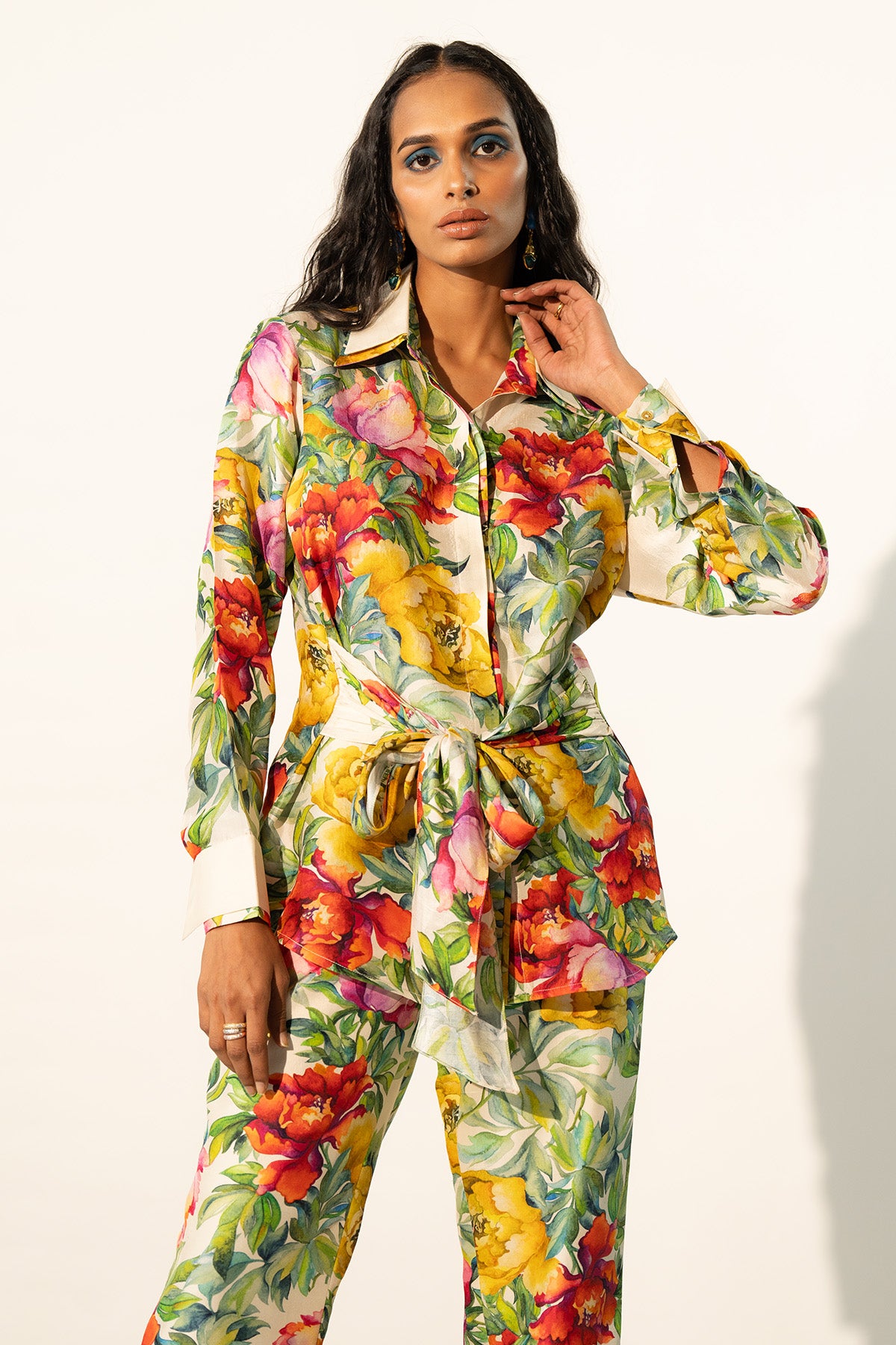 FRONT TIE UP SHIRT