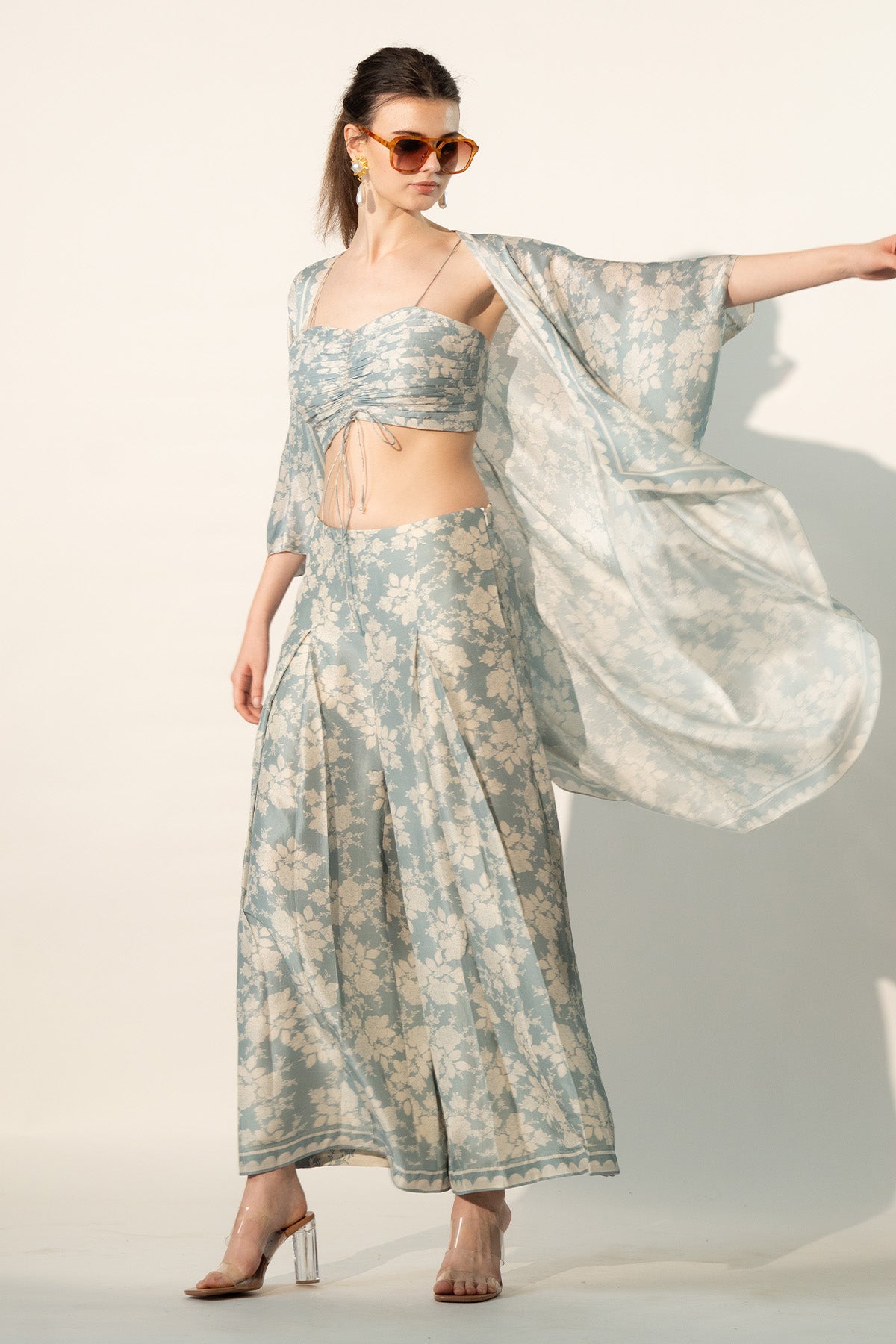 FRONT PLEATED PANTS
