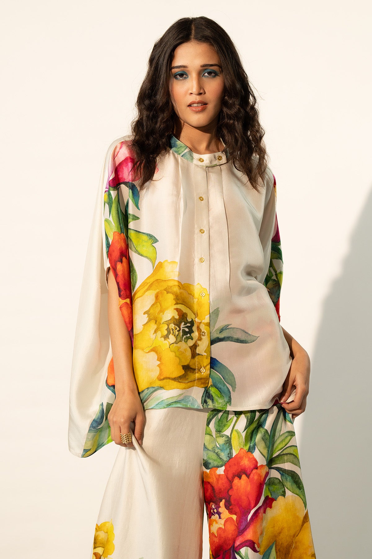 BAND COLLAR TOP